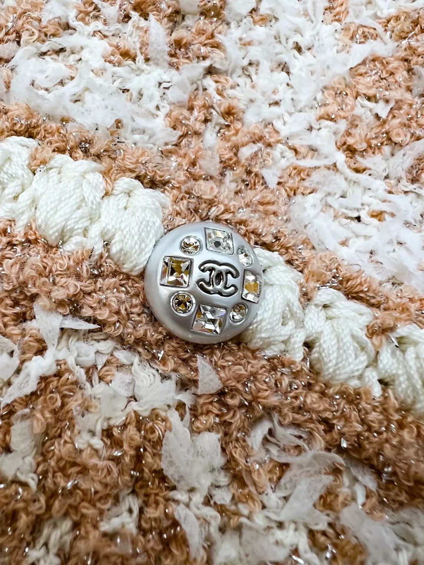 Chanel 23s orange tweed cardigan - Image 3