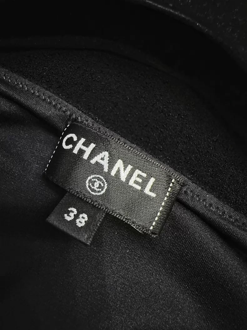 Chanel 23s black bow-tie top - Image 4