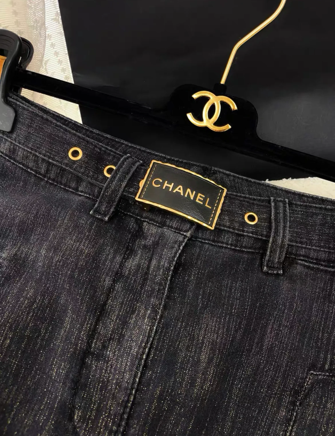 CHANEL 23S WIDE LEG DENIM PANTS + BELT size 34 - Image 3