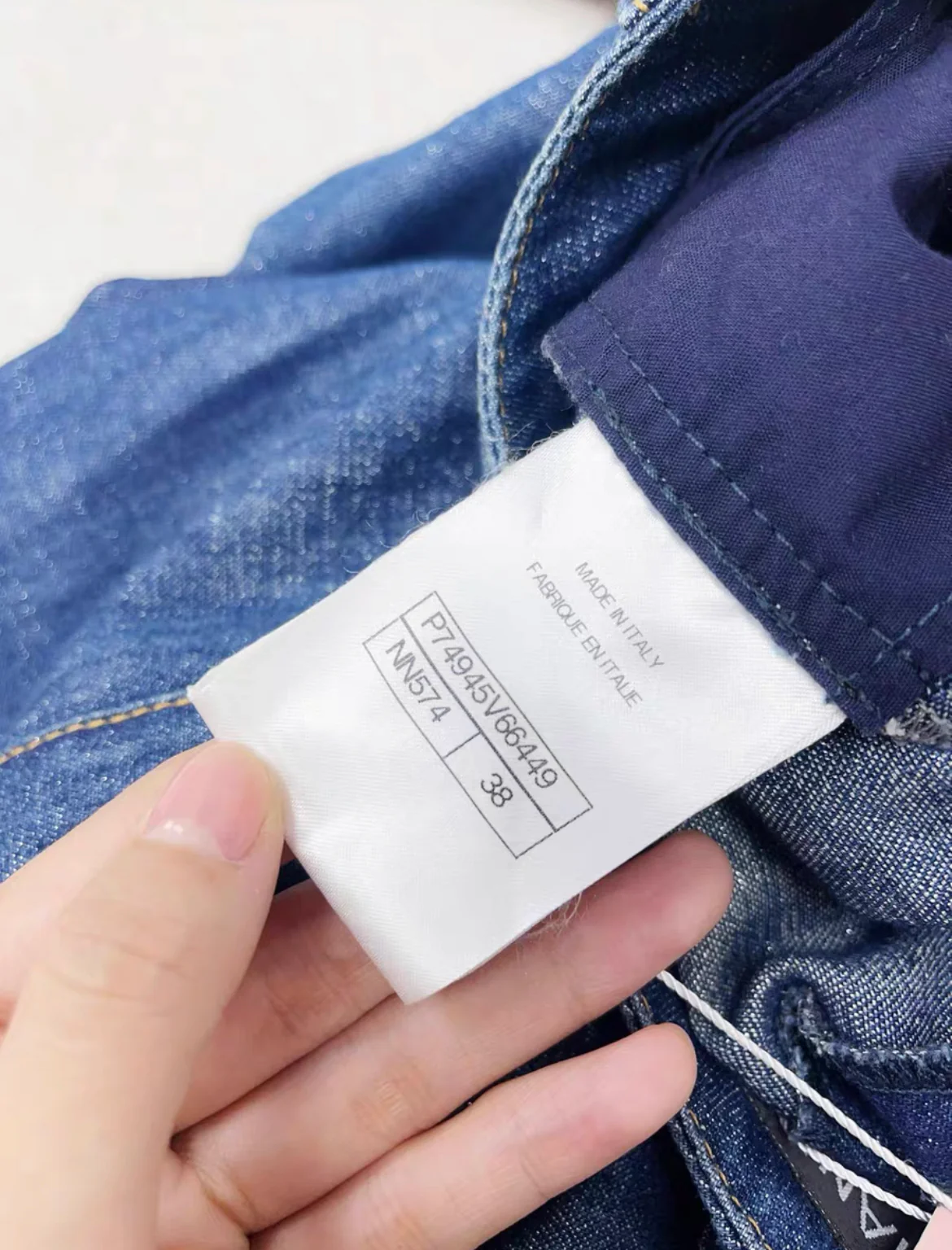 CHANEL 23S WIDE LEG DENIM PANTS WITH BELT size 38 - Image 4
