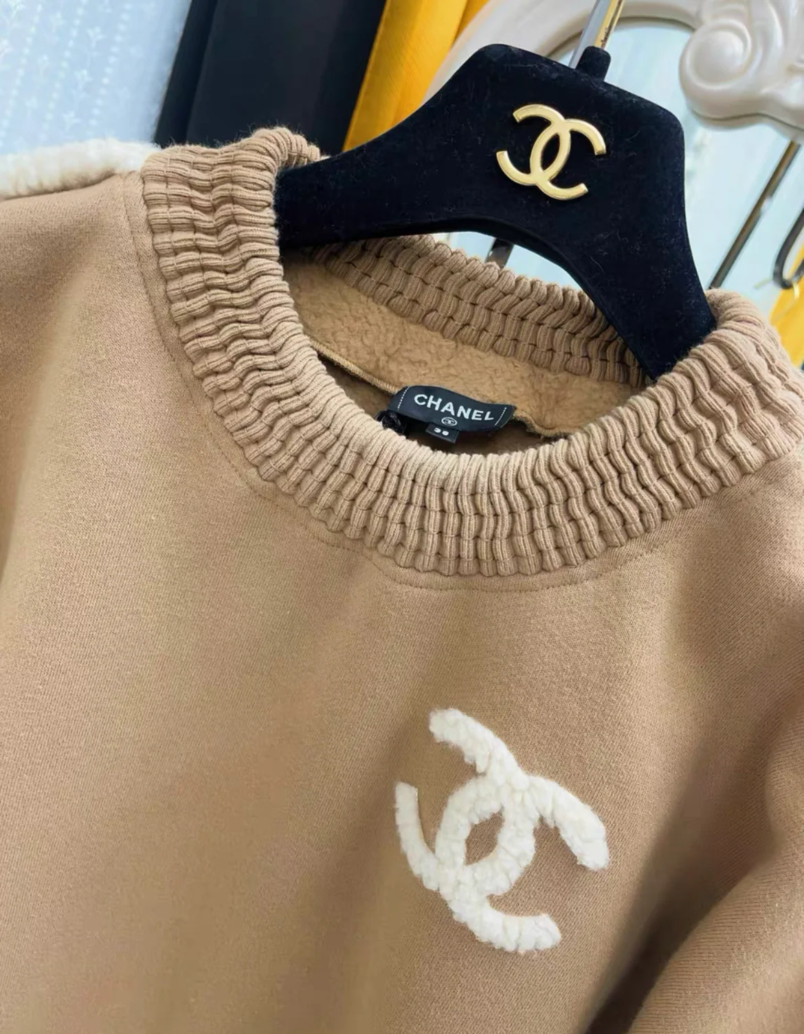 Chanel 24/25 Fall Winter Shearling Lambskin, Brown & Beige Pullover size 38 - Image 2