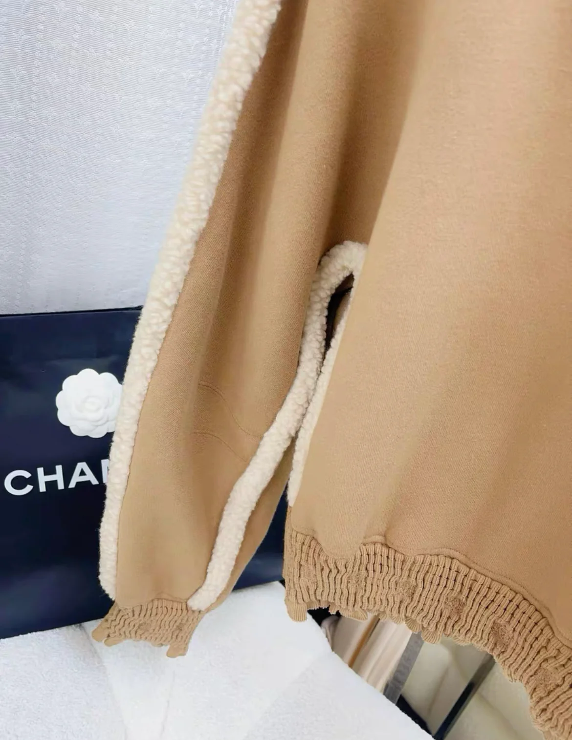 Chanel 24/25 Fall Winter Shearling Lambskin, Brown & Beige Pullover size 38 - Image 4