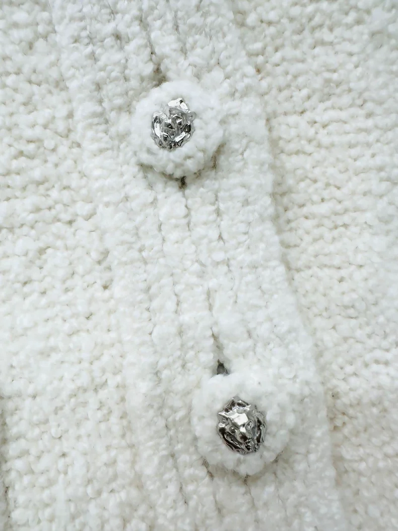Chanel 24C cashmere cardigan and pant set - Image 3
