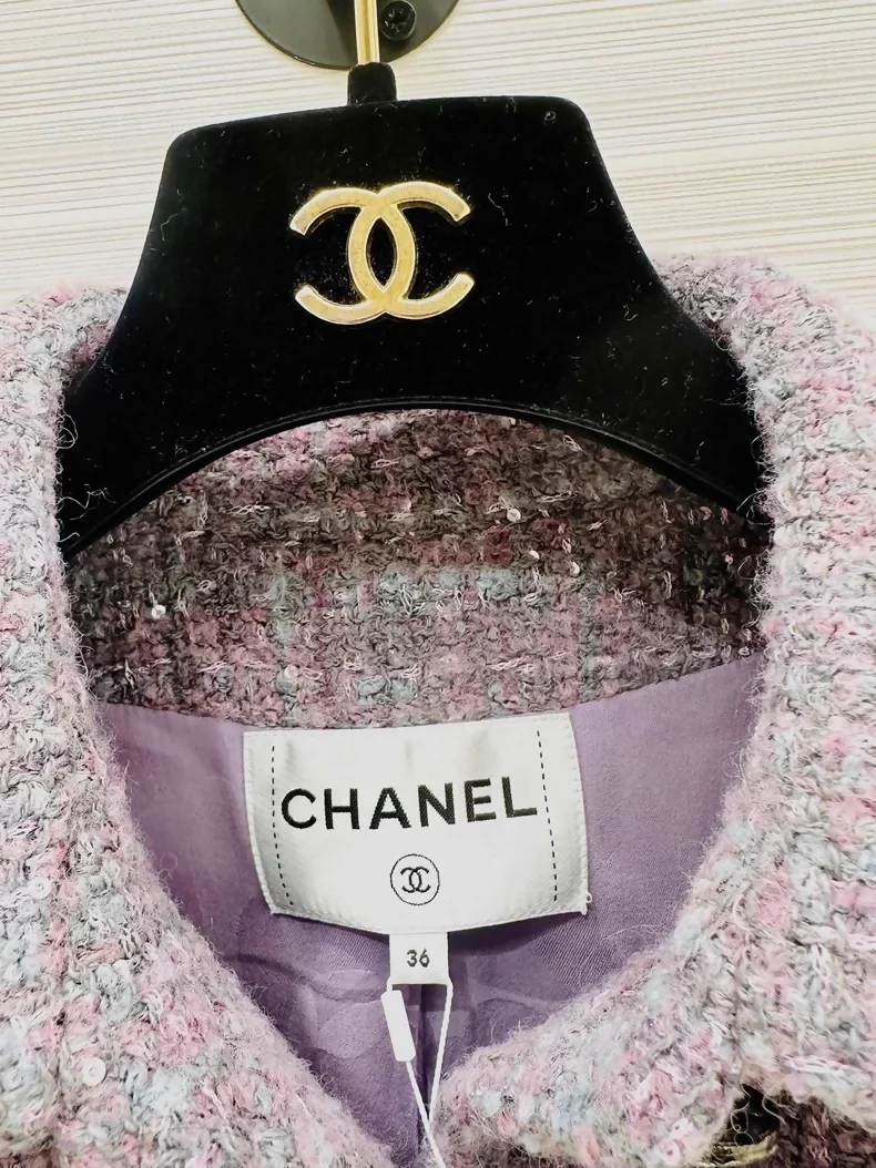 Chanel 24k purple tweed jacket - Image 2