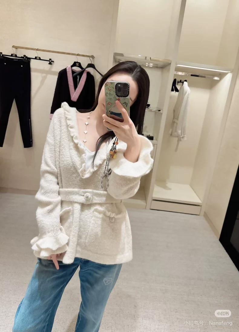 Chanel 24 ecru ruffled cardigan - Image 3