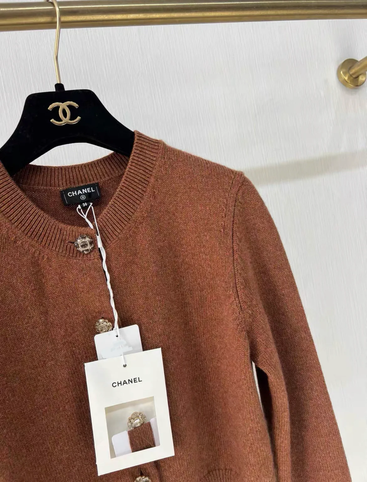 Chanel 24A cashmere cardigan Brown Color with rhinestone button size 36 - Image 2