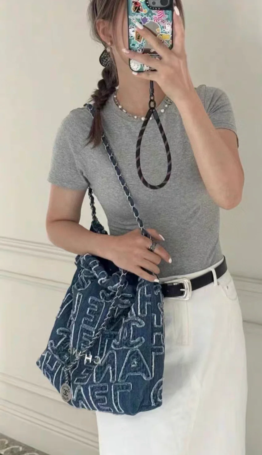CHANEL 24A Denim 22 Bag - Image 6