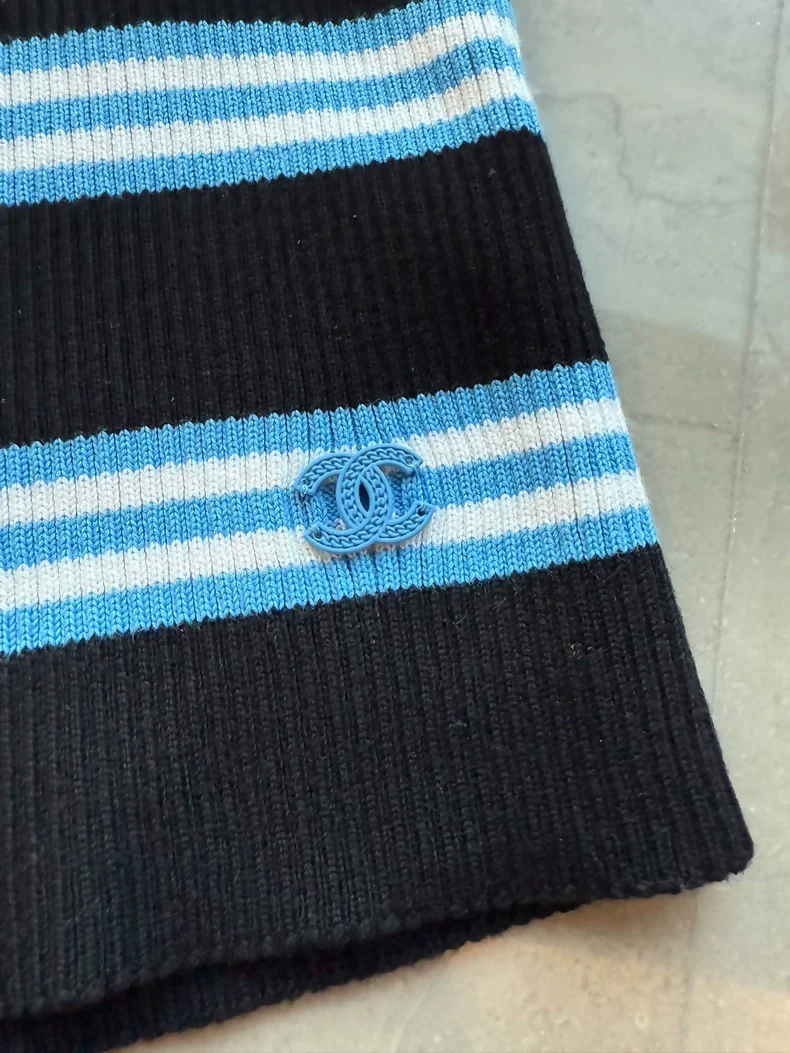 Chanel 24A striped blue and black top - Image 2