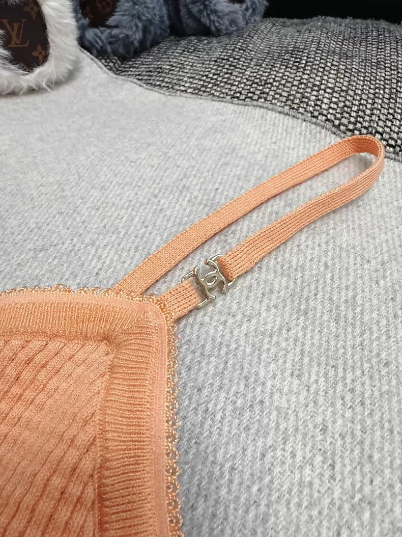 Chanel 24A orange knit top - Image 3