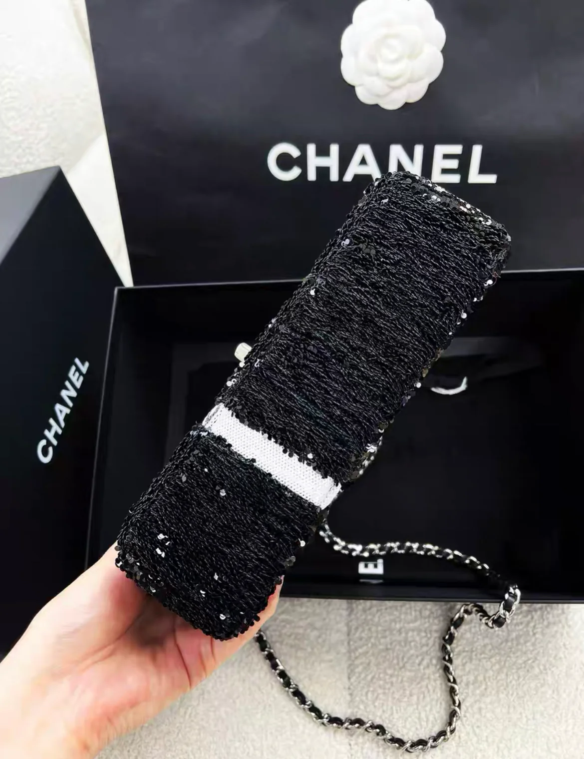 Chanel 24B black and white sequin bow silver hardware mini flap chain bag - Image 6