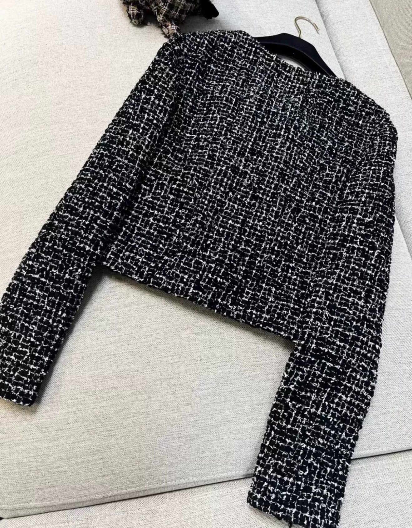 Chanel 24B Black tweed jacket - Image 4