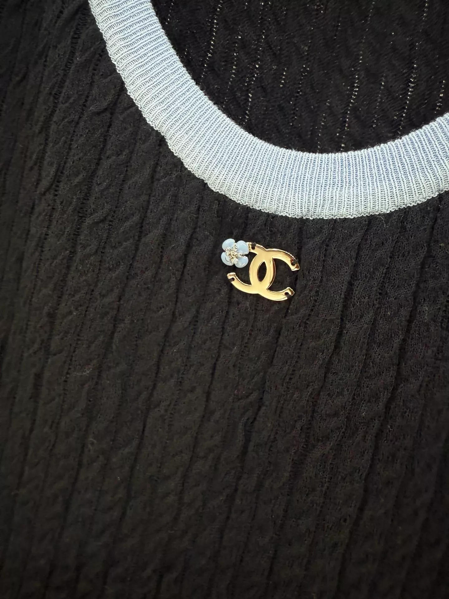Chanel 24B blue and black knitted dress - Image 3