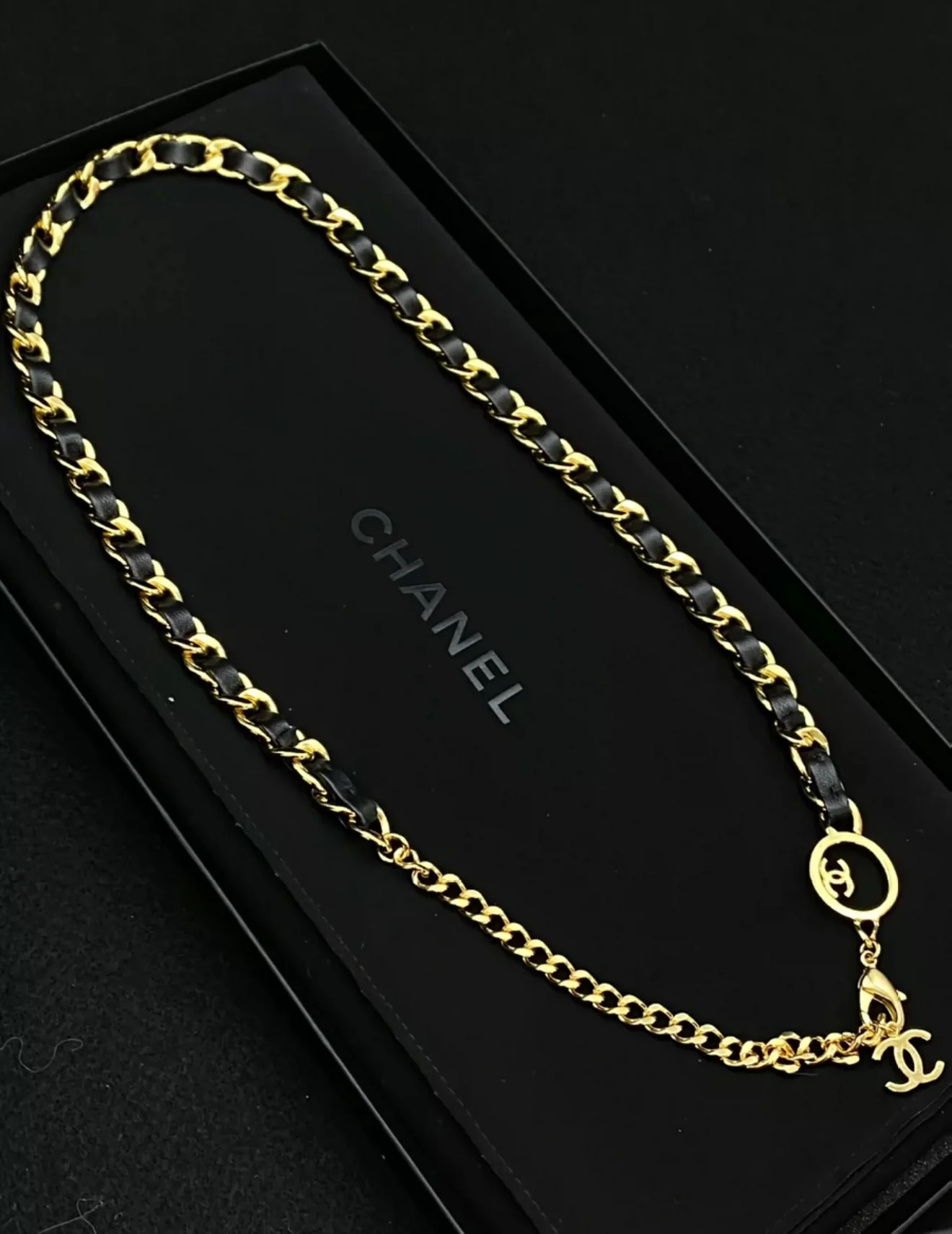 Chanel 24B Gold Leather Waist Chain - Image 2