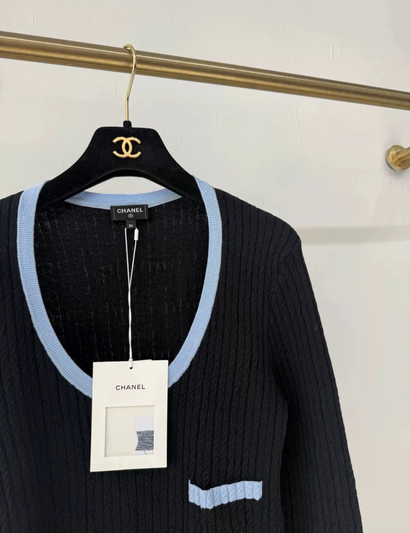 Chanel 24B blue & black sweater - Image 2