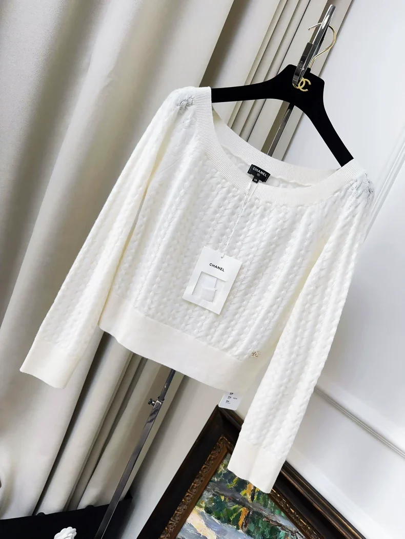 Chanel 24B white cashmere sweater