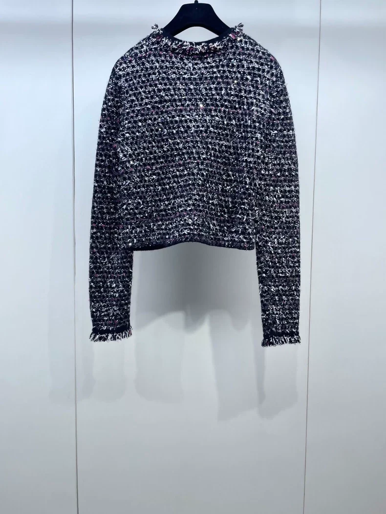 Chanel 24B black tweed cardigan - Image 2