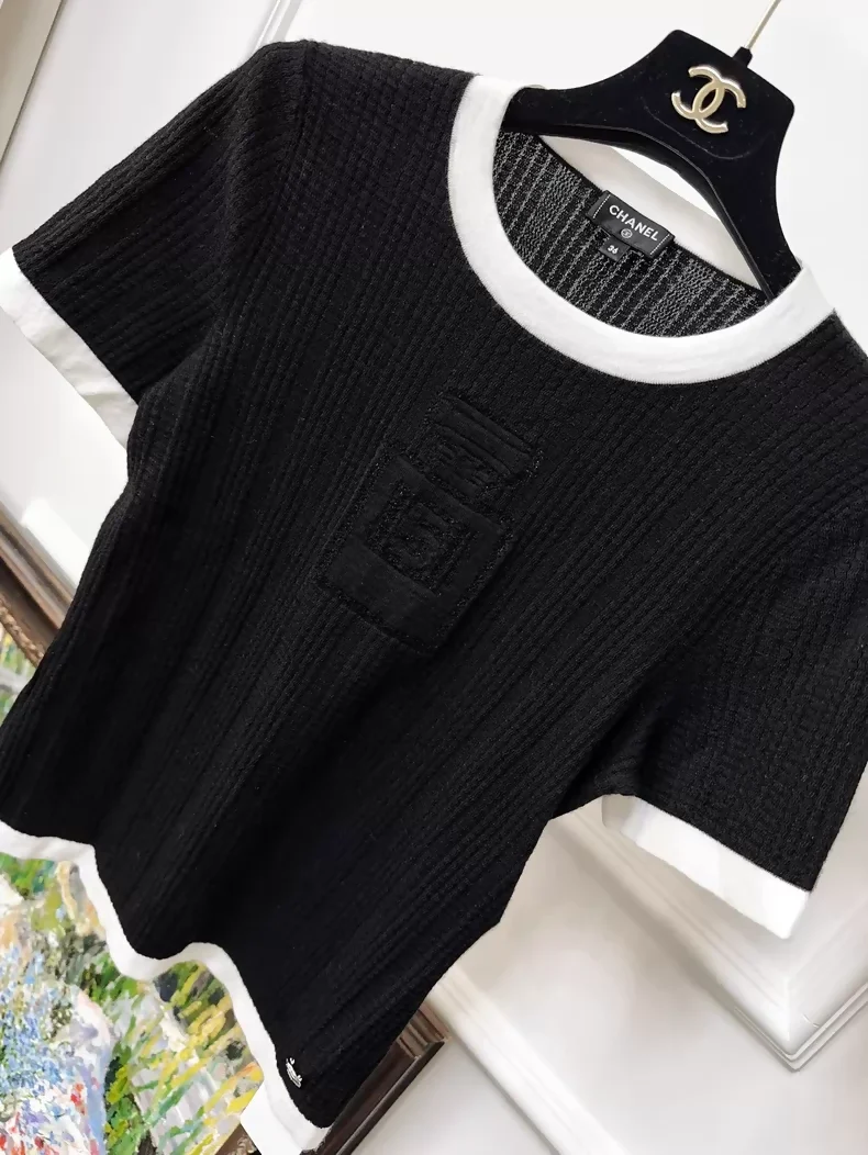 Chanel 24C black t-shirt top - Image 3
