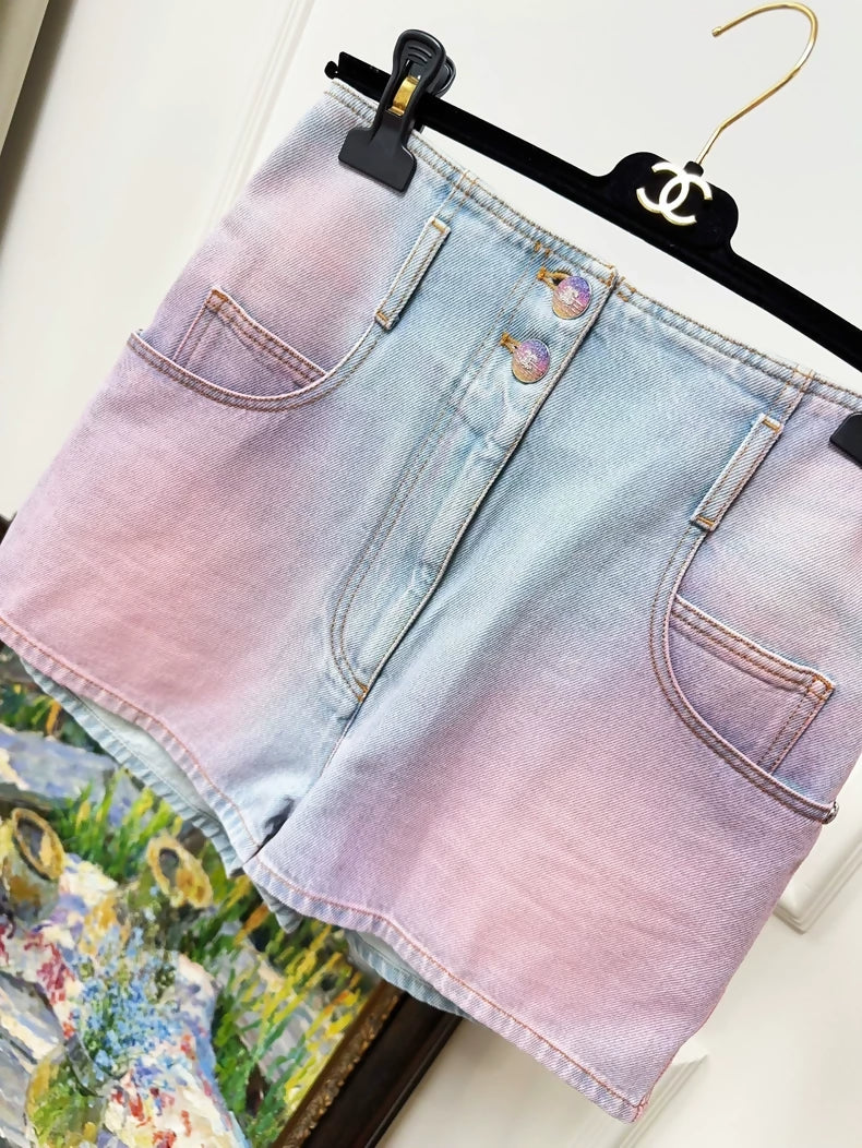 Chanel 24C pink denim shorts - Image 3