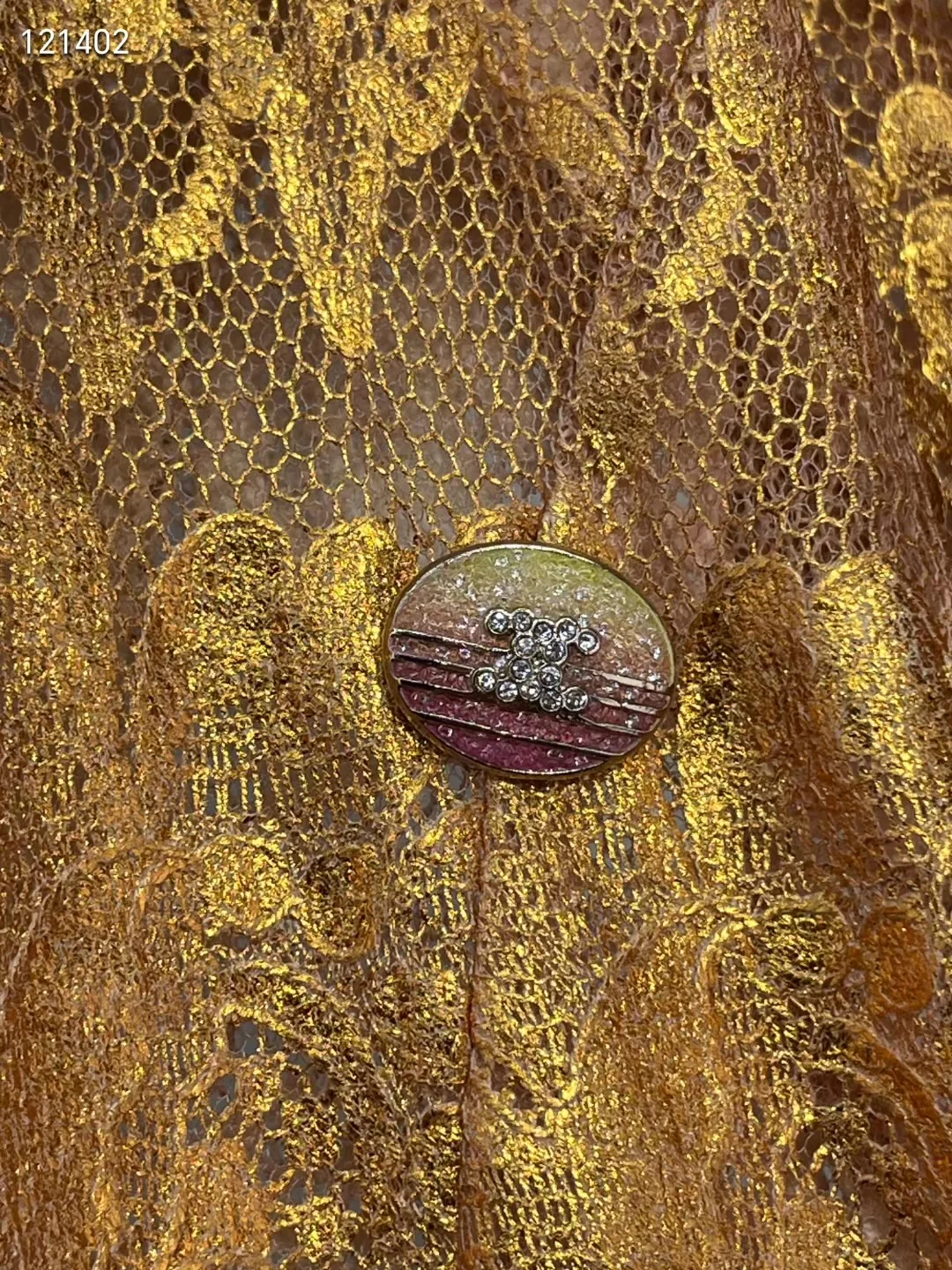 Chanel 24C Gold Lace V-Neck Dress - Image 7