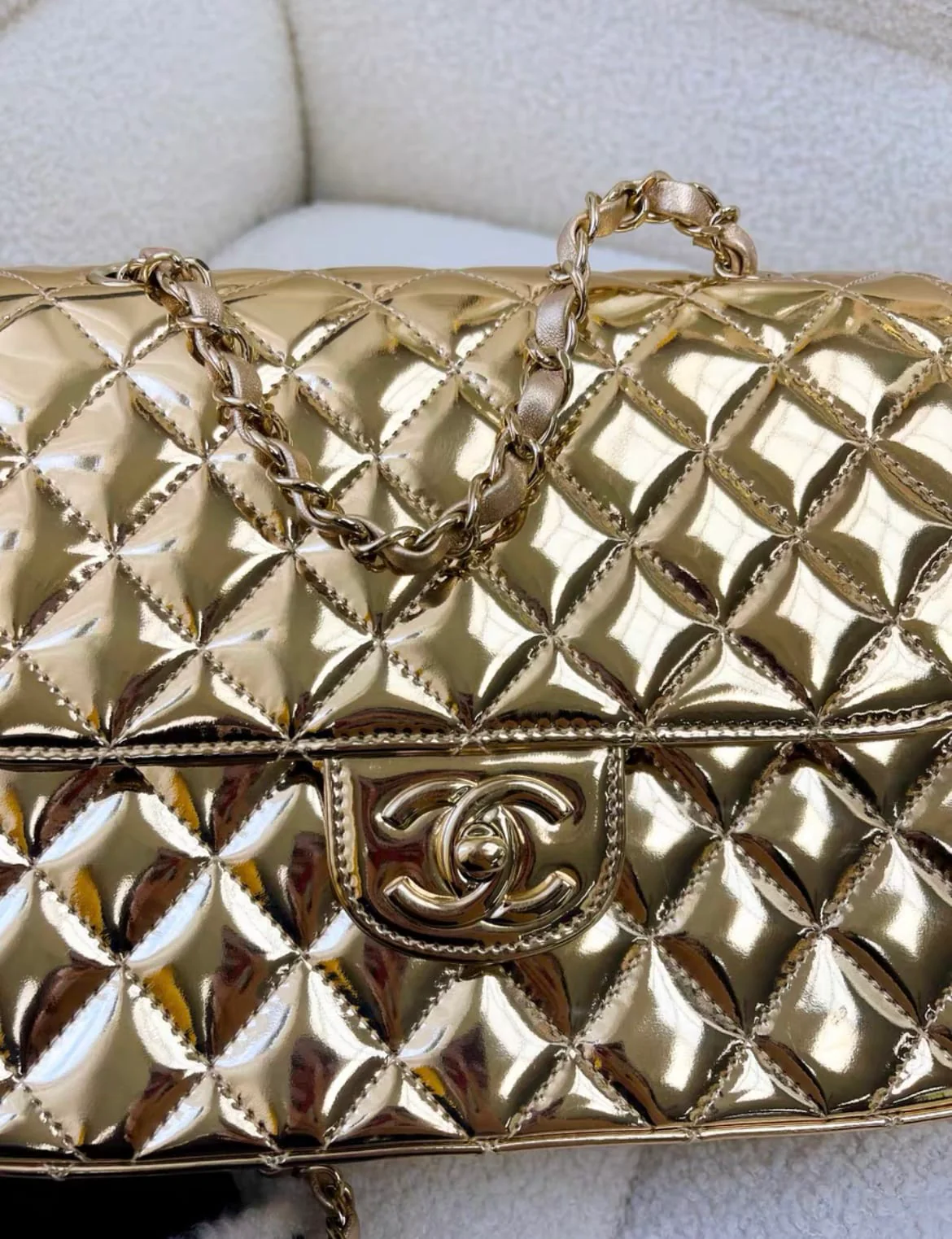Chanel 24C gold mirror star backpack - Image 3