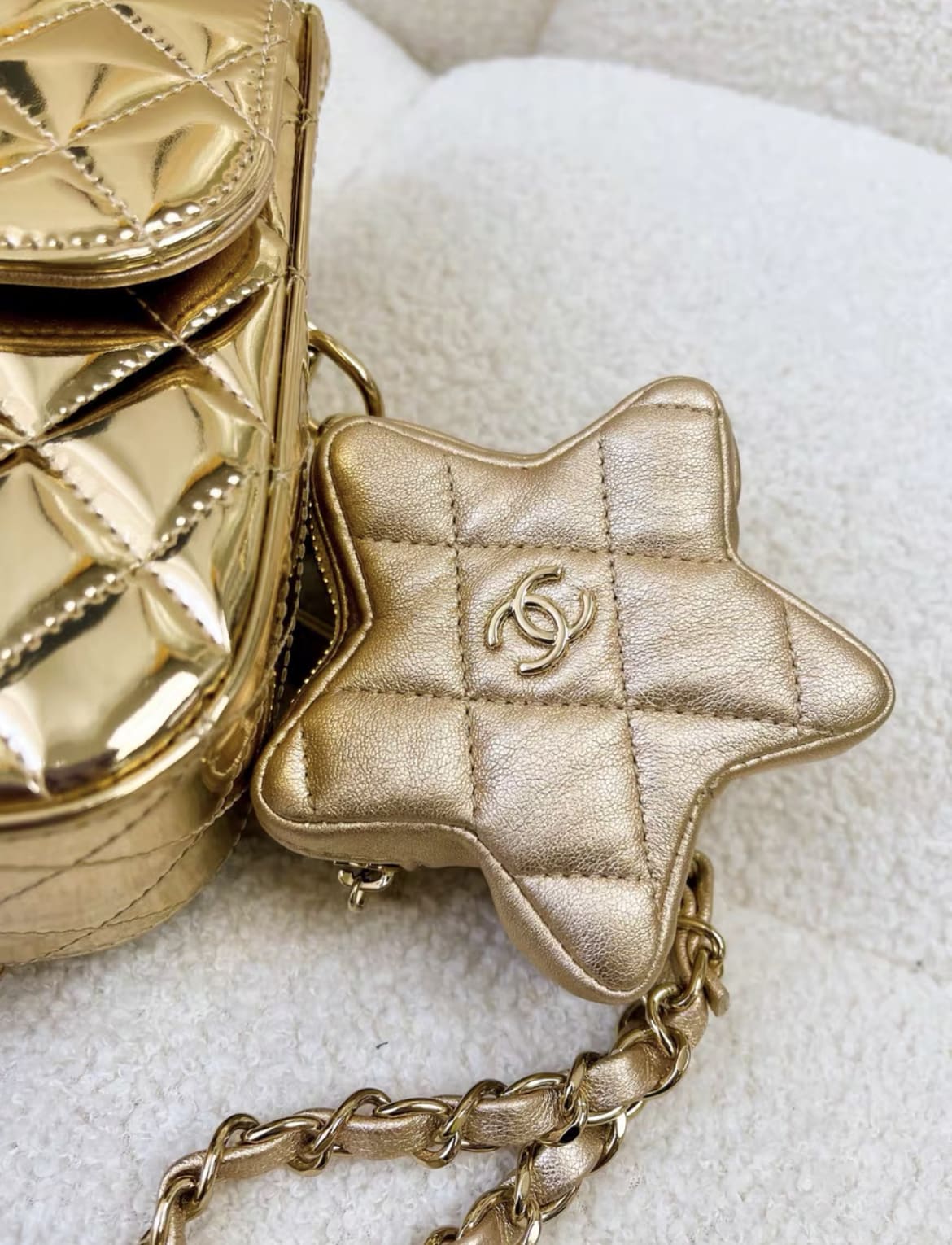 Chanel 24C gold mirror star backpack - Image 4