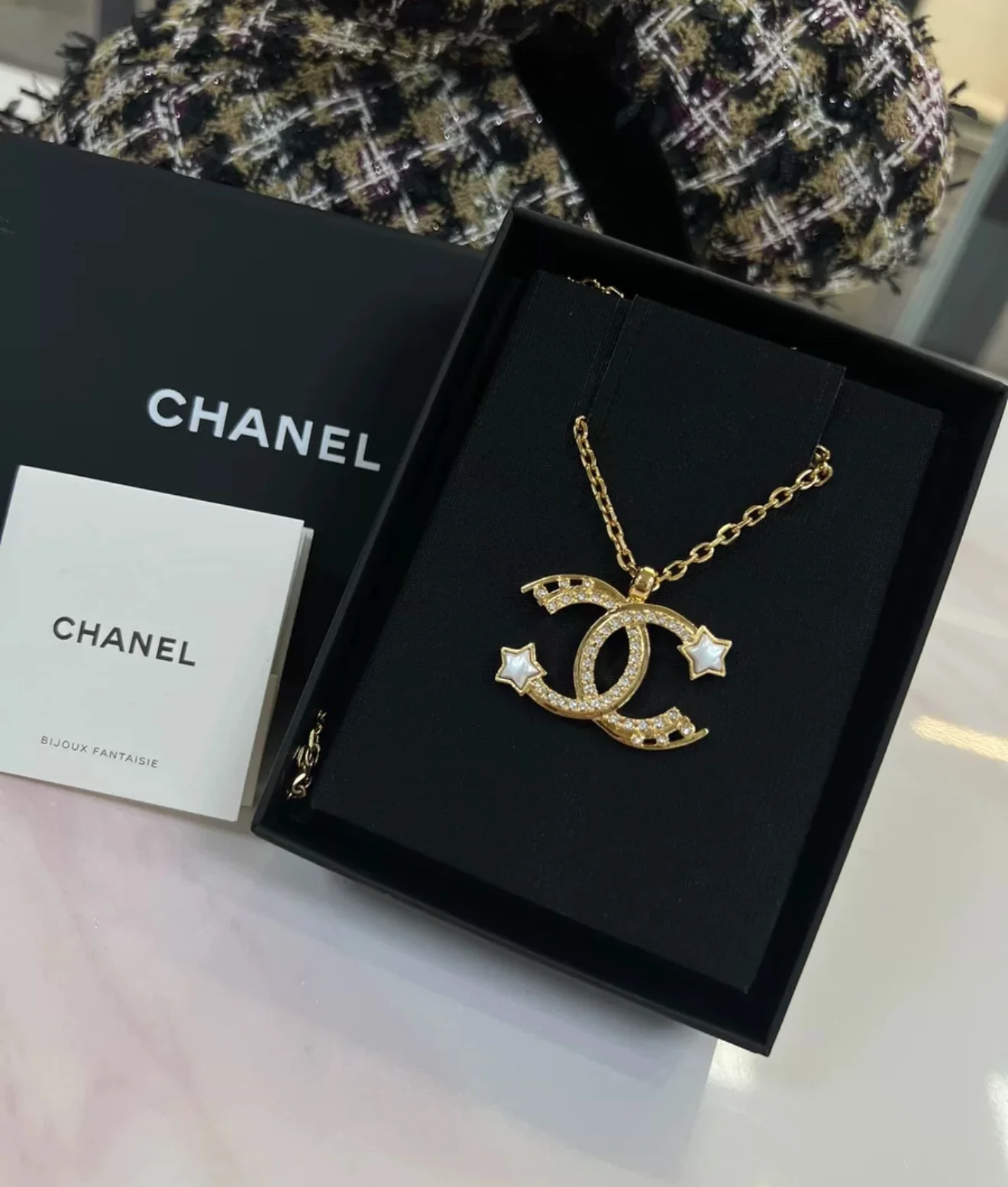 Chanel 24C gold shooting star double C necklace - Image 3