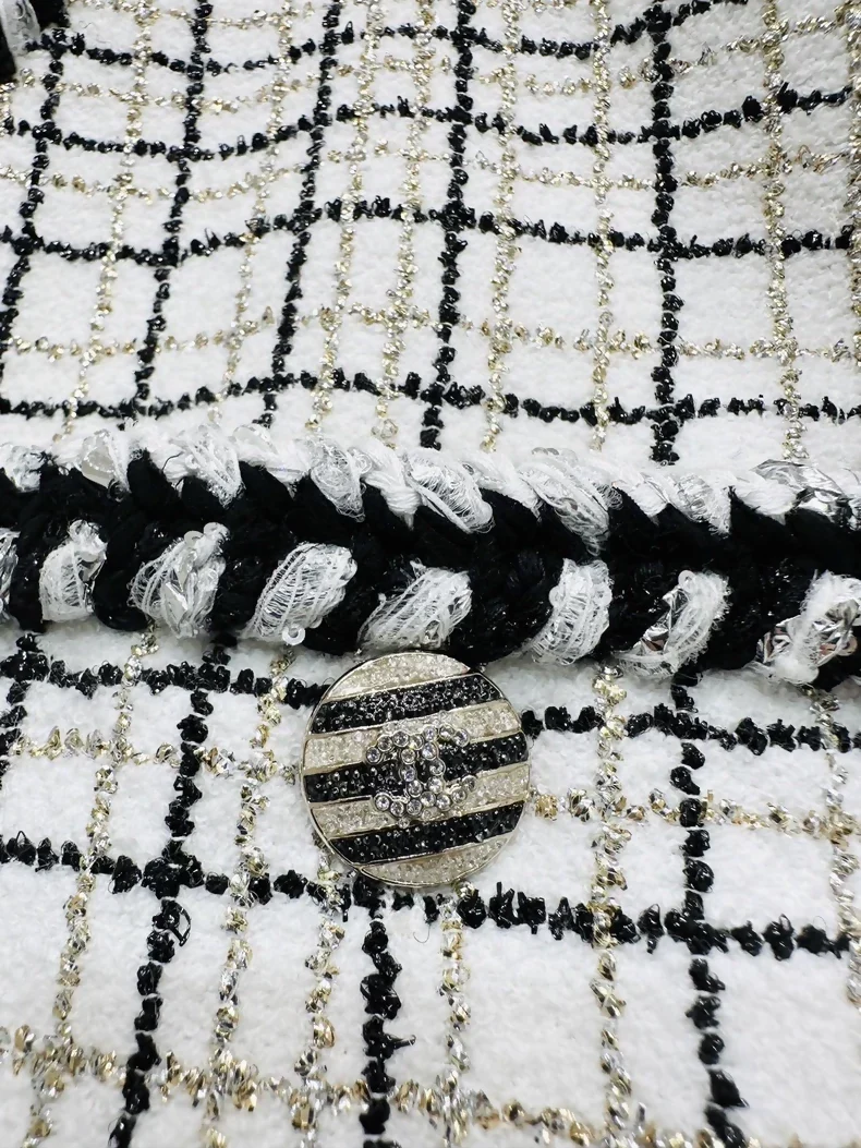 Chanel 24C jacket in black and white checkered tweed - Image 4