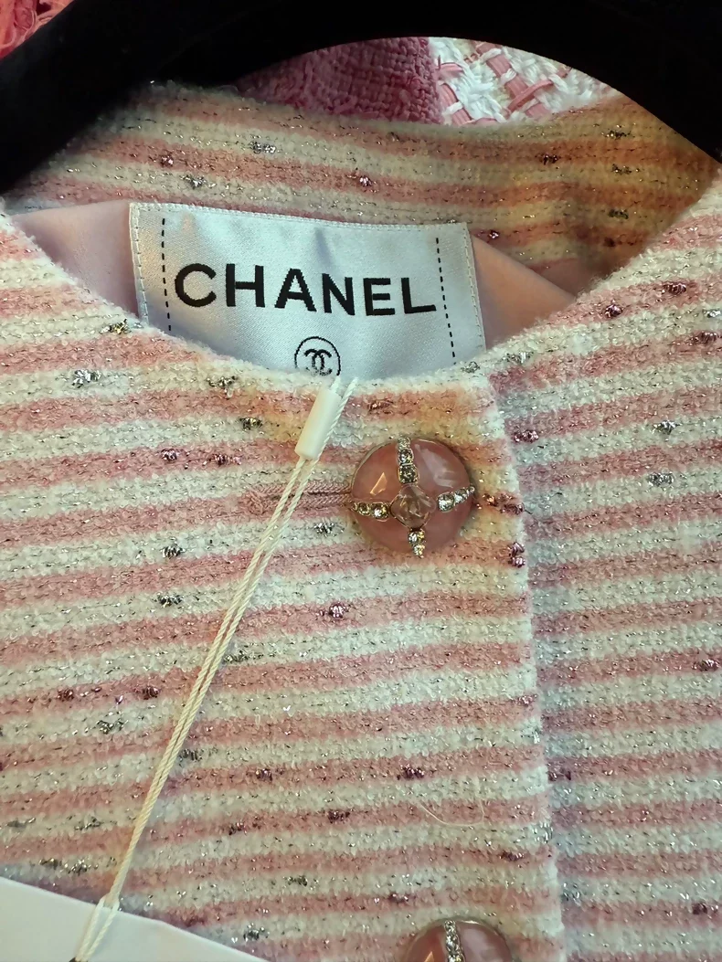 Chanel 24C pink jacket - Image 2
