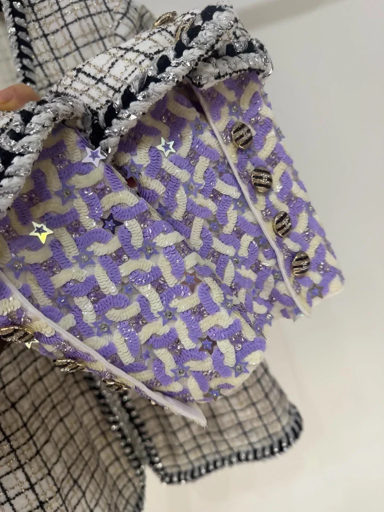 Chanel 24C runway grey sequined jacket - Image 3