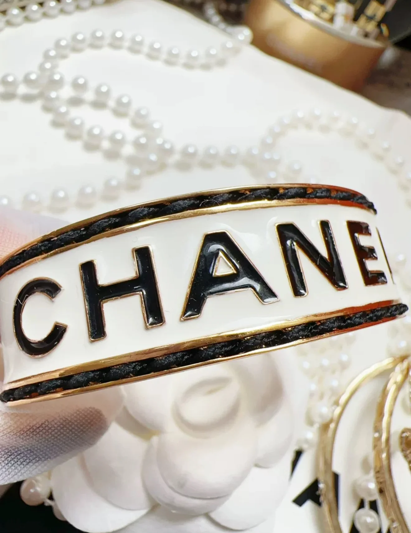 Chanel 24C White Black Open Bracelet - Image 5