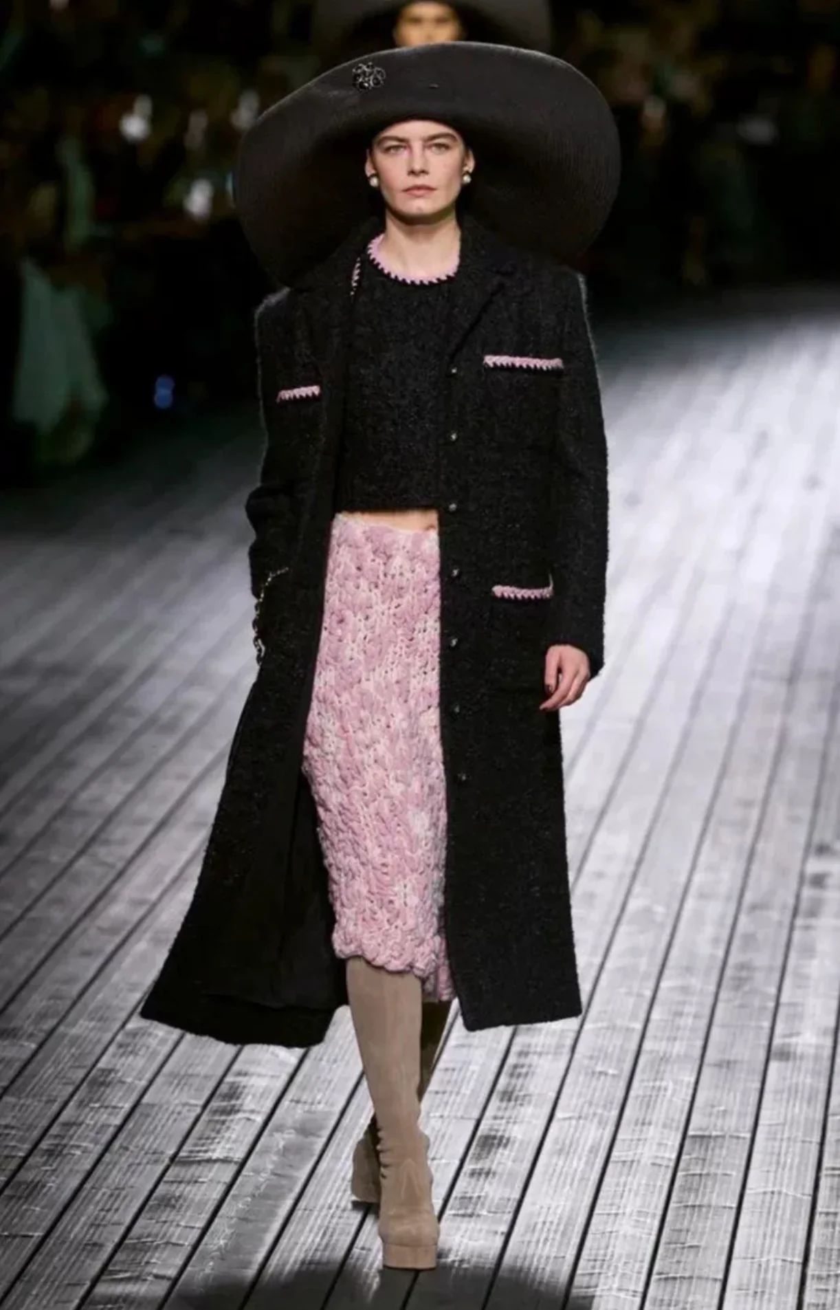 Chanel 24K black tweed long coat - Image 5