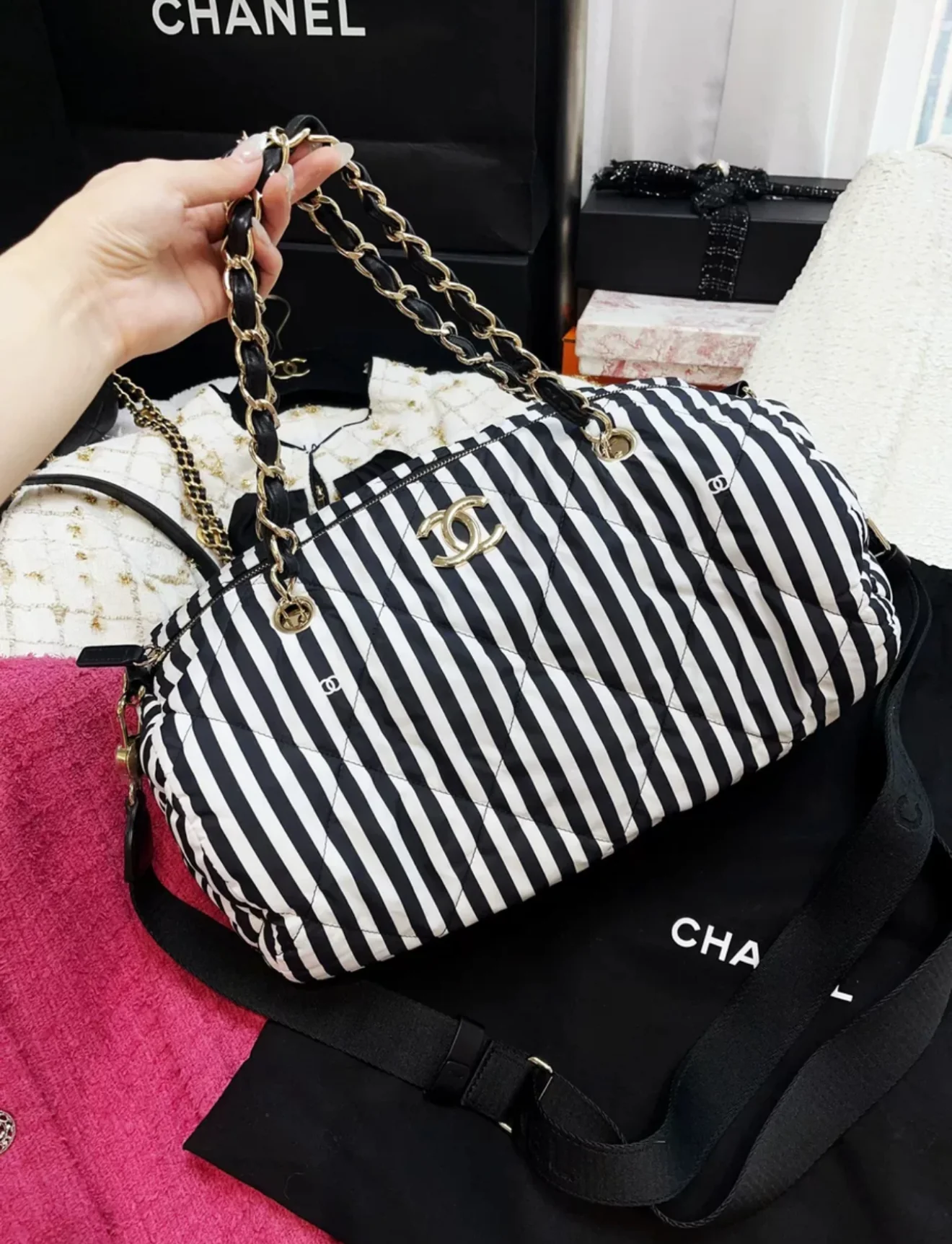 Chanel 24M coco beach black and white striped bowling bag - Image 3