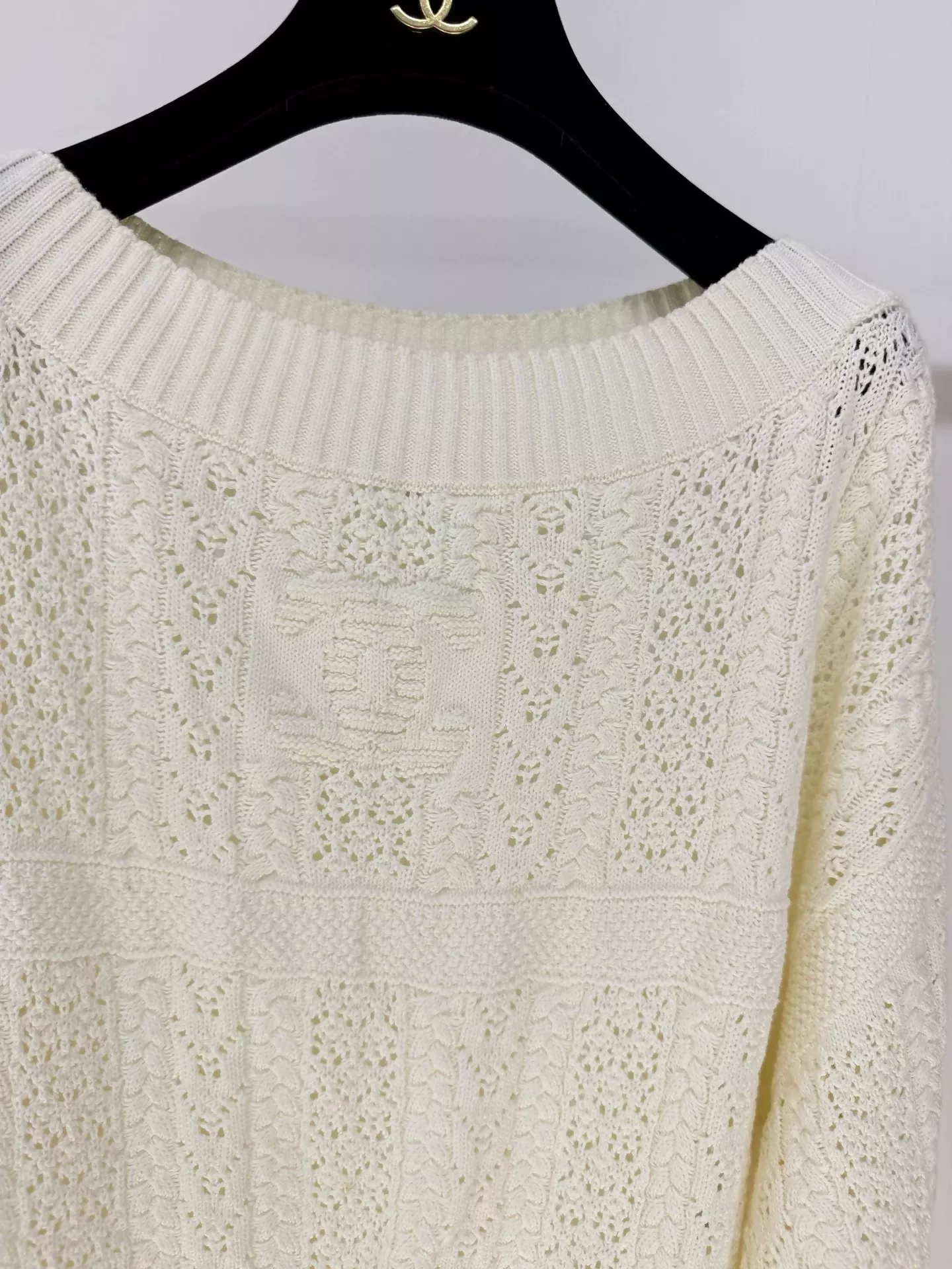 Chanel 24m coco beach knit top - Image 2