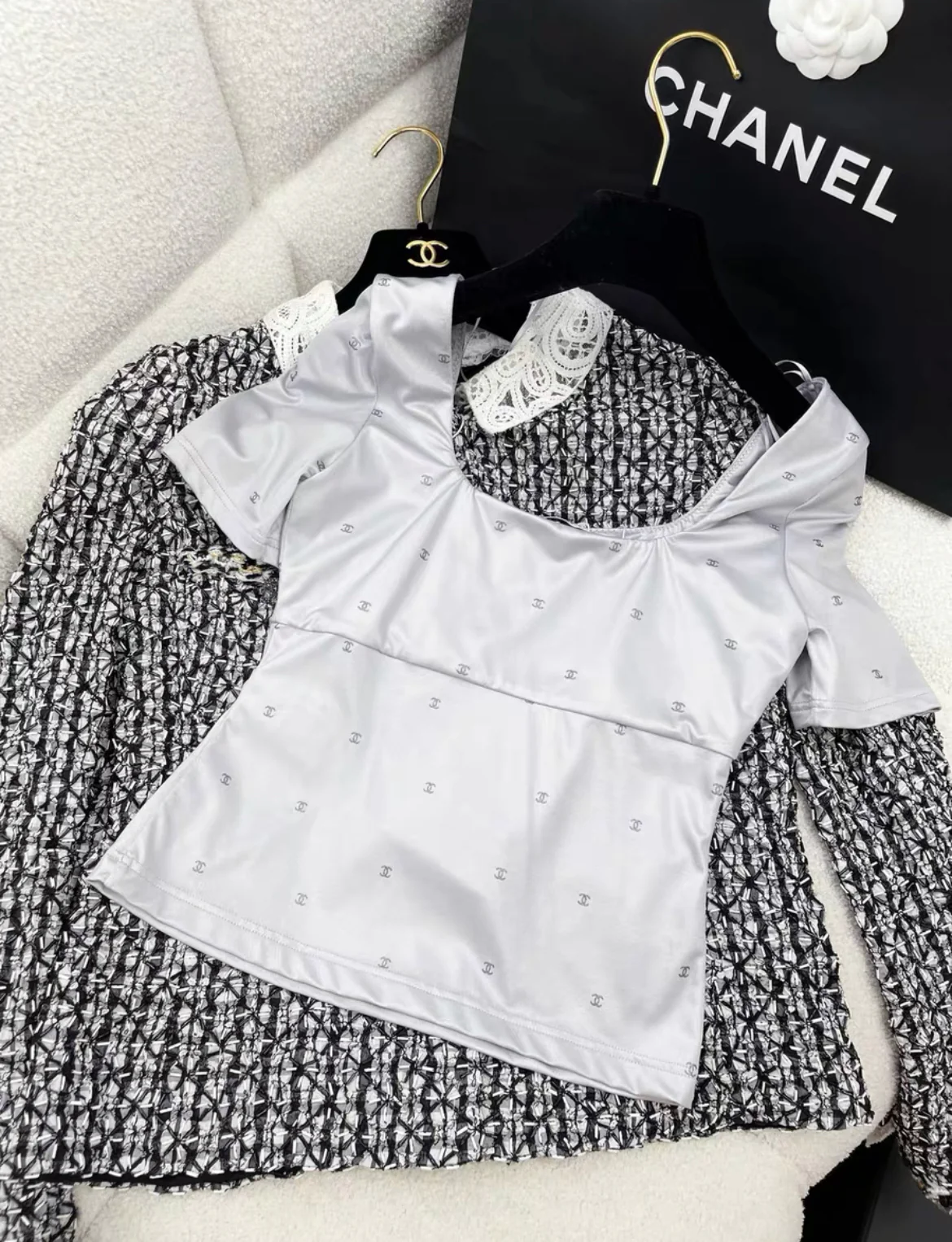 Chanel 24M coco beach silver CC logo t-shirt size 36 - Image 4