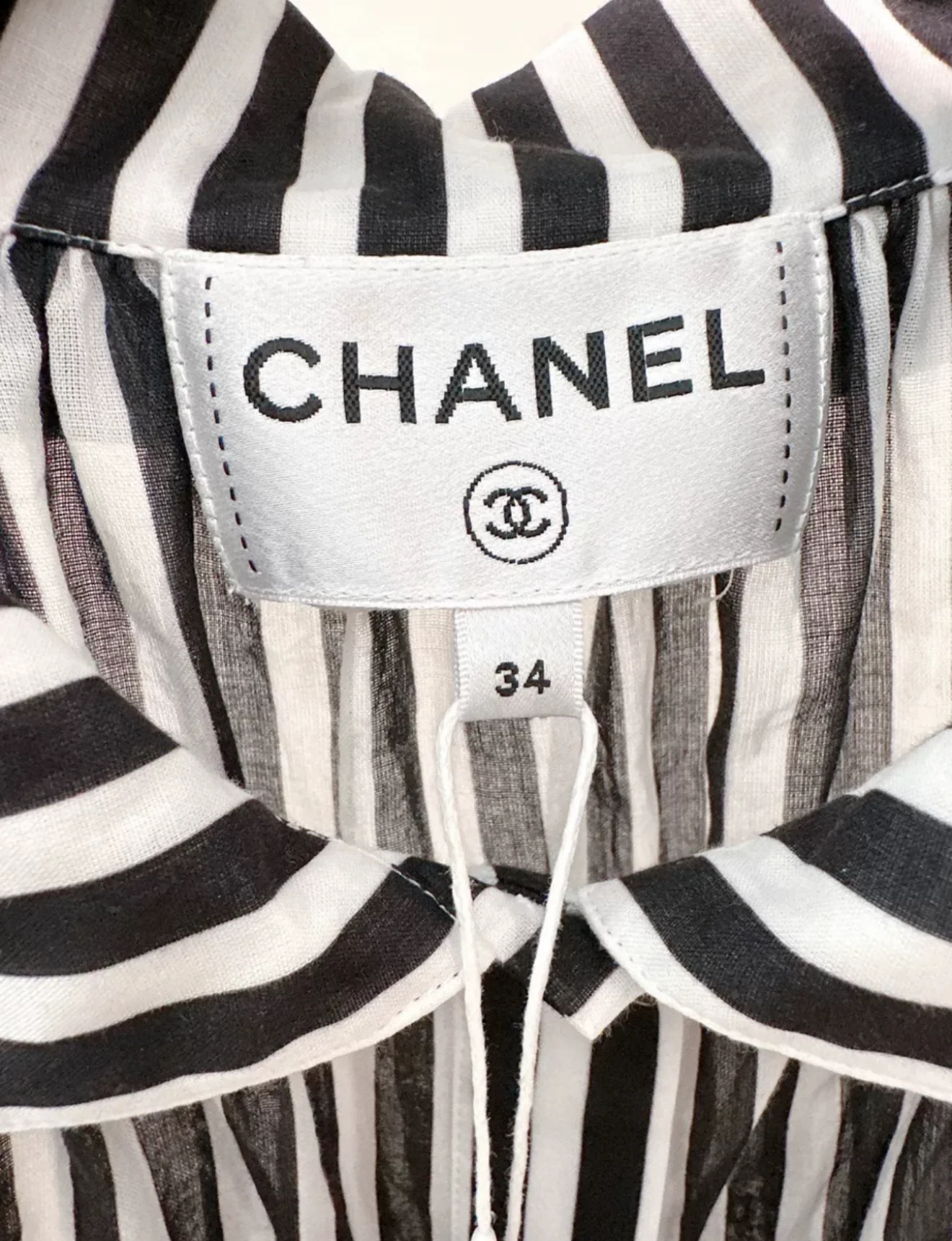 Chanel 24M coco beach striped shirt with CC logo and sparkling diamonds - Image 3