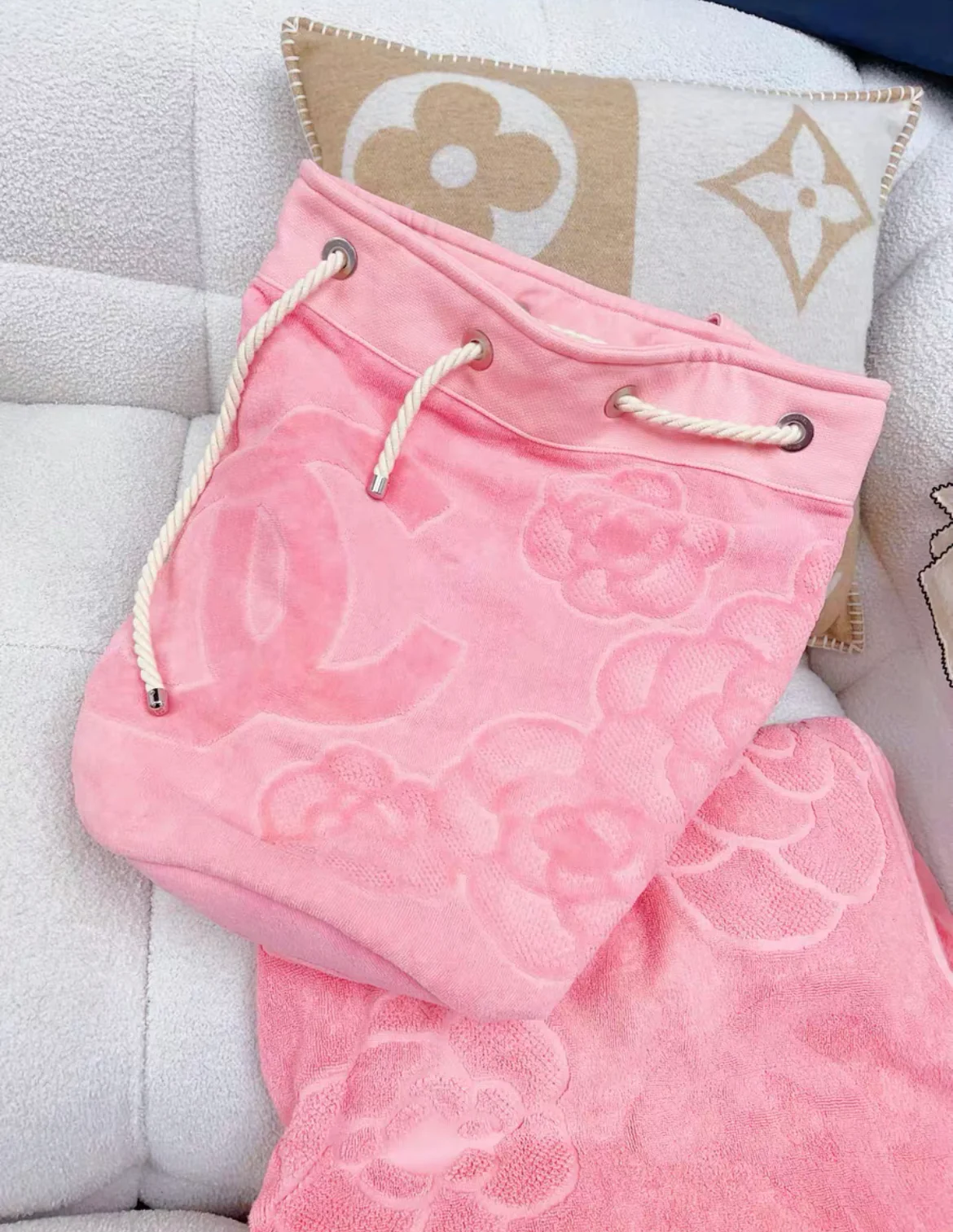Chanel 24M pink beach bag & towel set - Image 2