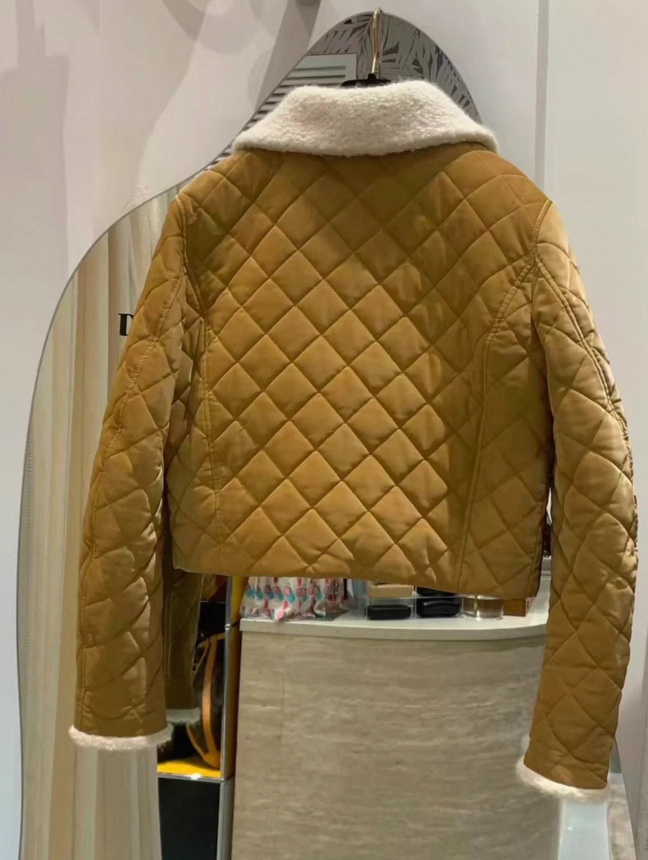 Chanel 24N Coated Canvas, Wool & Alpaca Beige jacket - Image 5