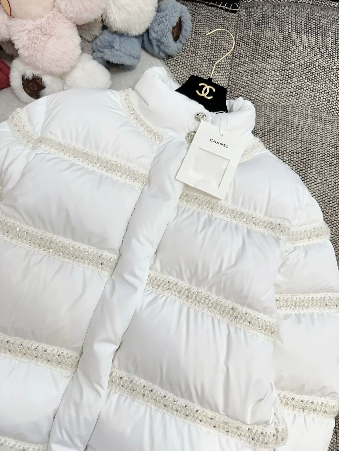 Chanel 24N Coco Neige ski collection white down jacket - Image 2