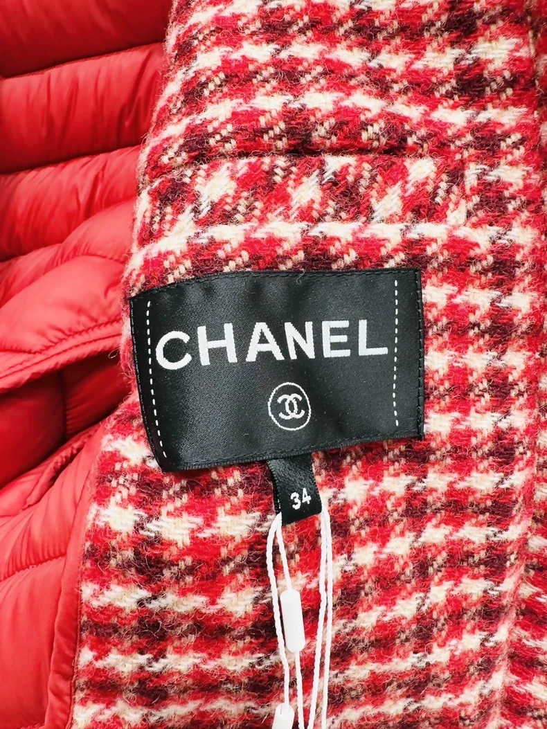 Chanel 24N Ski Collection down jacket in red check, size F34 - Image 3