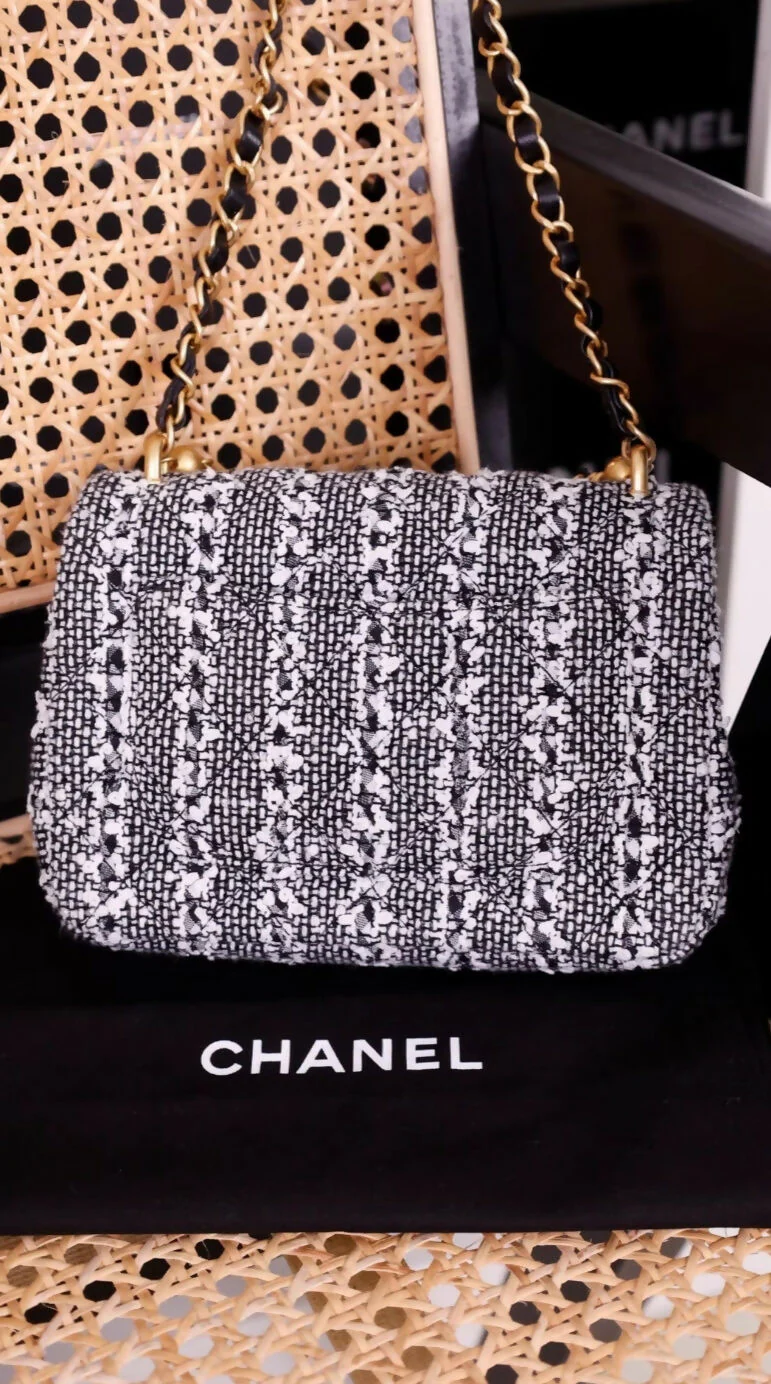 Chanel 24P black and white striped tweed leather chain CF square flap bag - Image 2