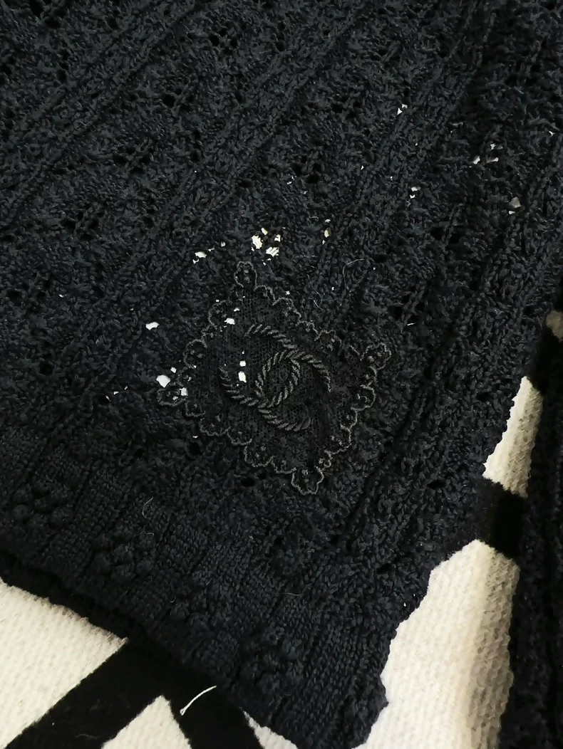 Chanel 24P black knit sweater - Image 3