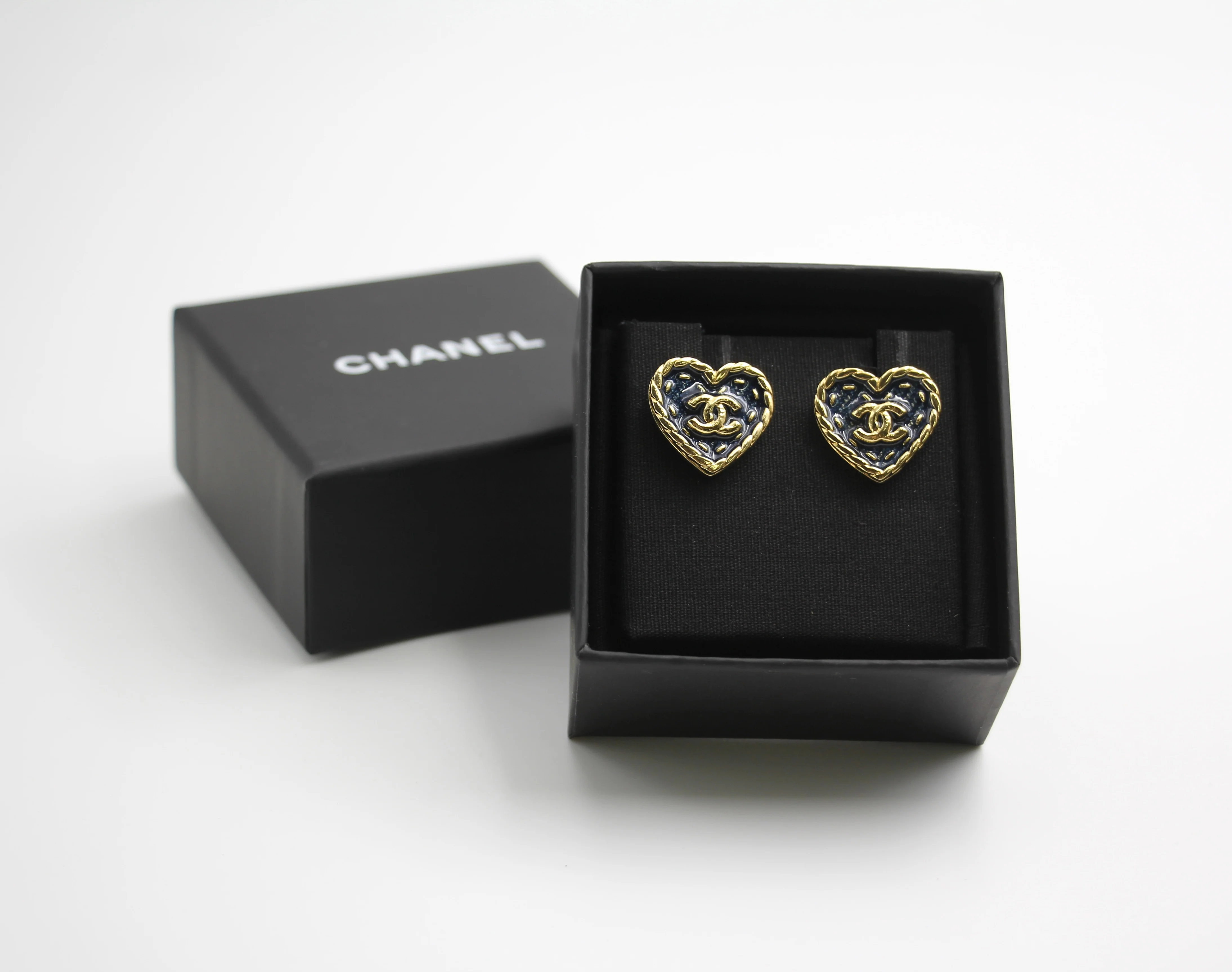 Chanel 24P Denim Love Earrings - Image 5