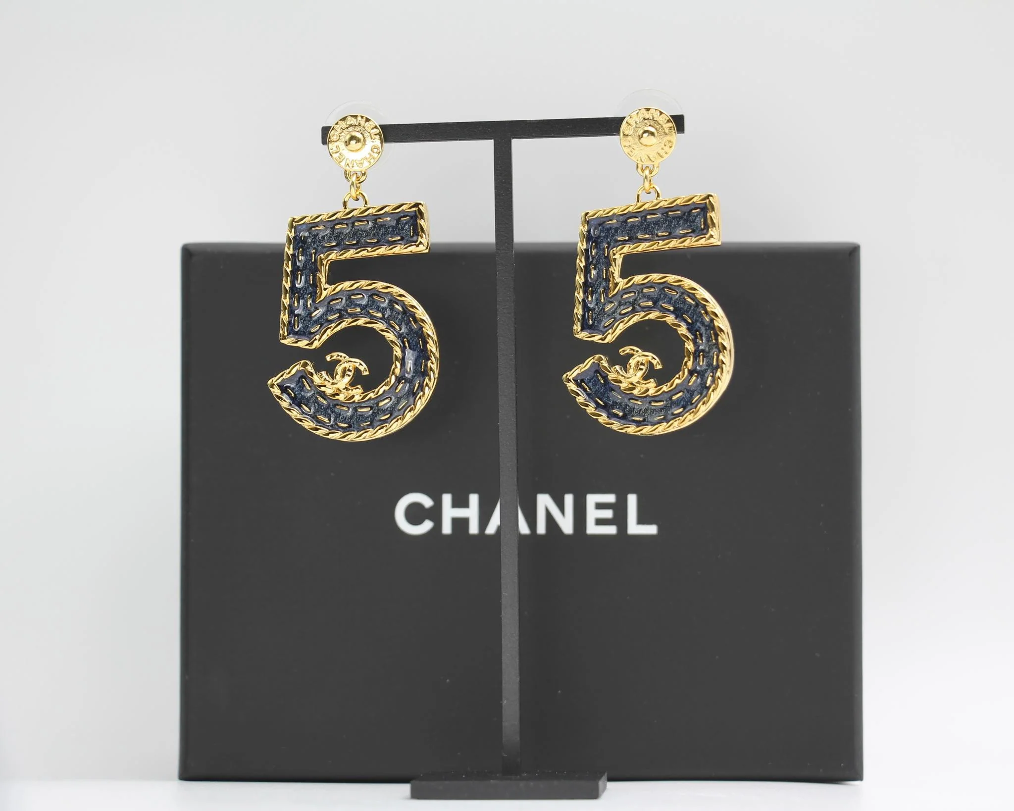 Chanel 24P Metal Denim Size 5 Earrings - Image 3