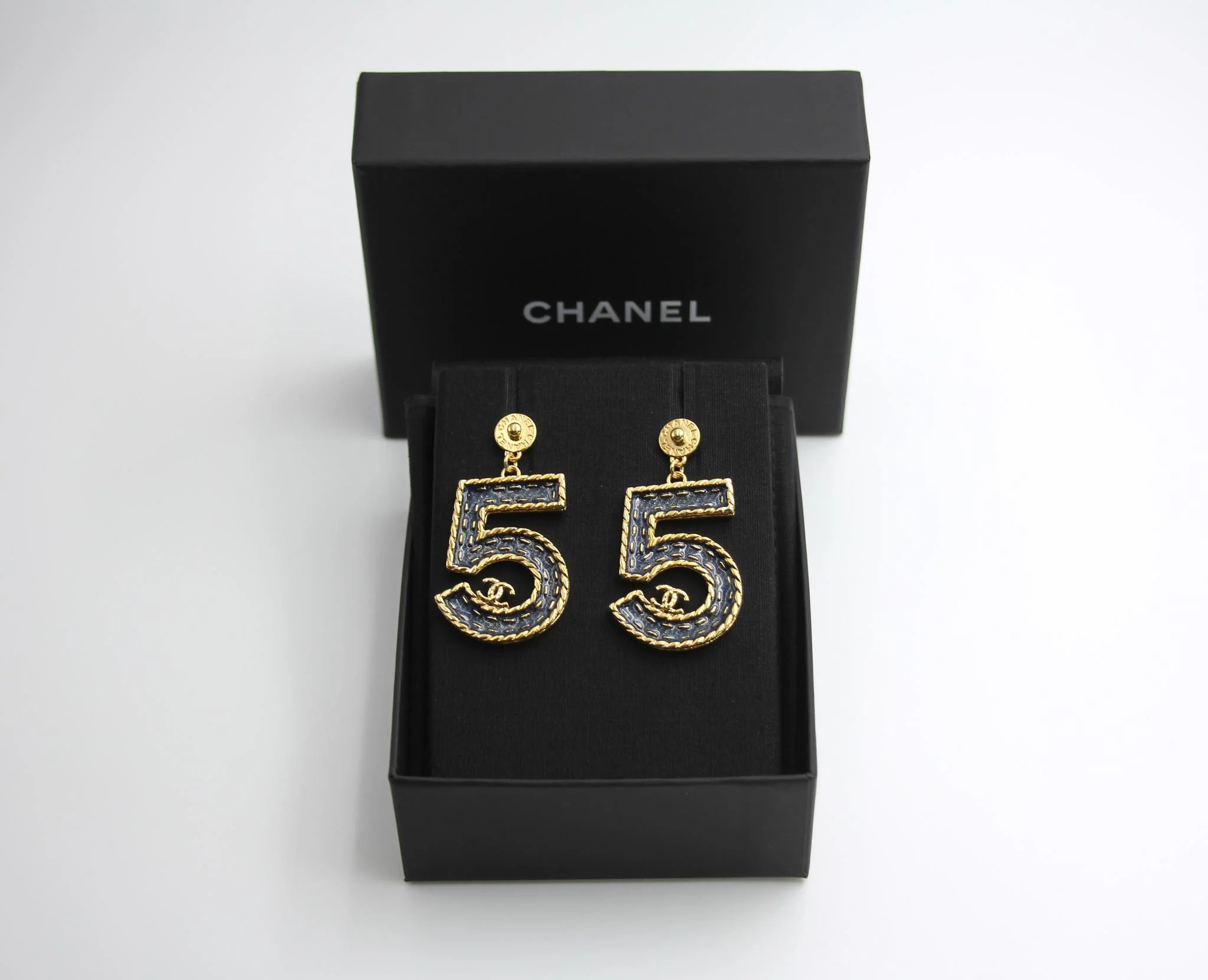 Chanel 24P Metal Denim Size 5 Earrings - Image 5