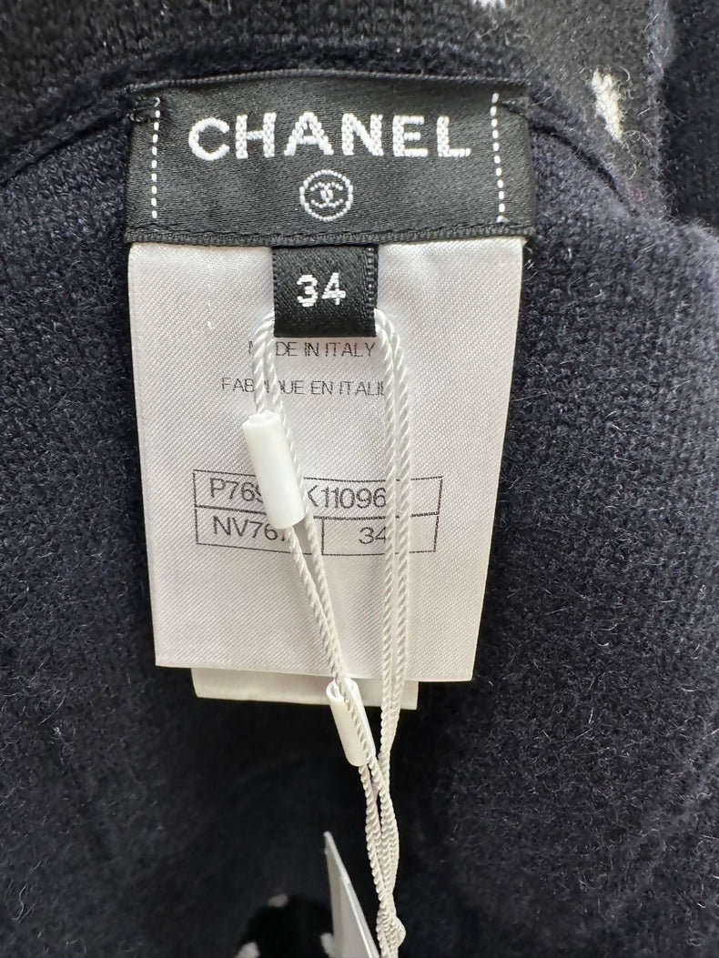 Chanel 24P black cashmere cardigan - Image 3