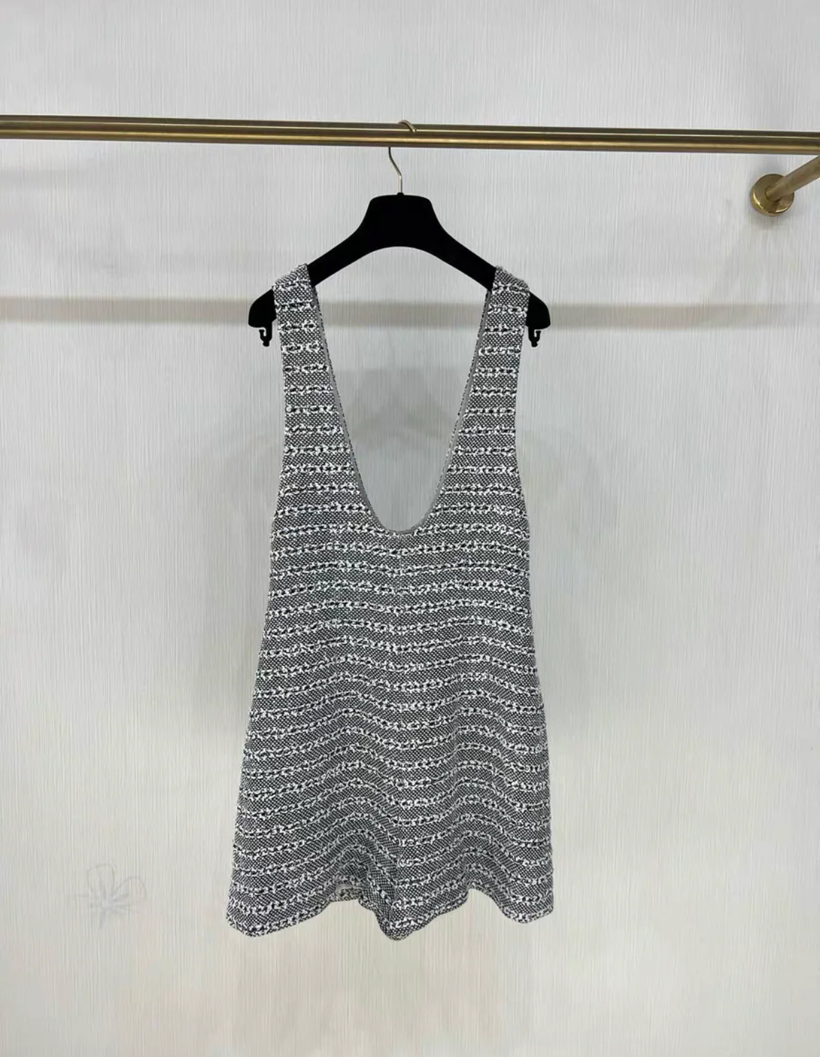 Chanel 24P striped gray jumpsuit, brand new condition, Fr38 - Image 3