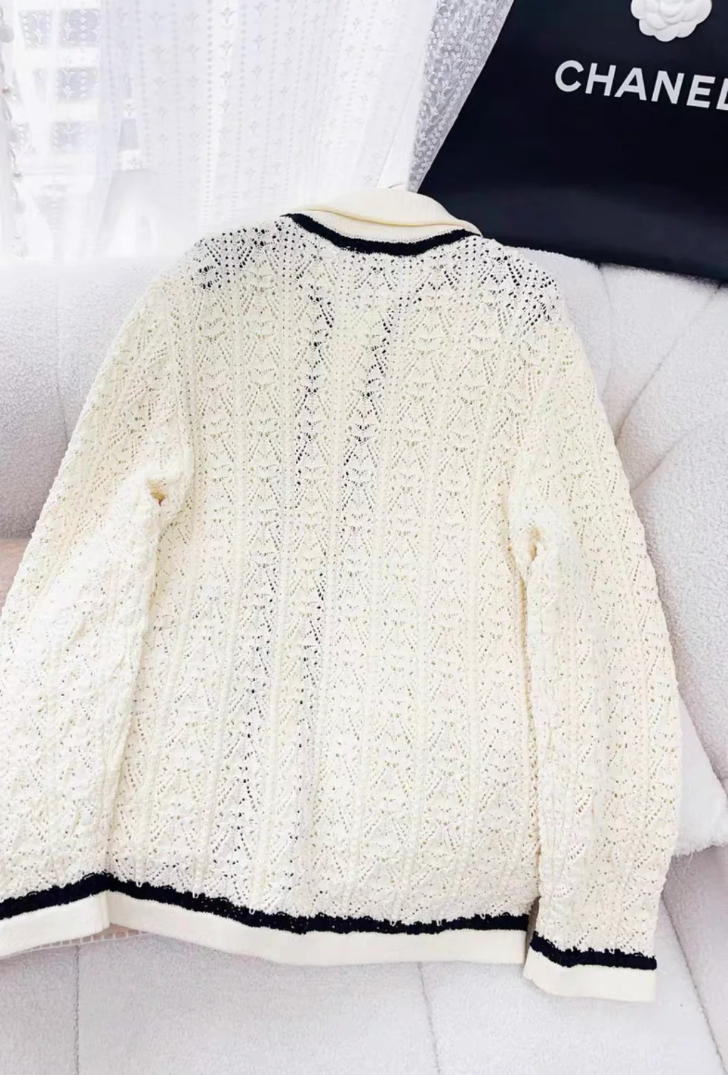 Chanel 24P white knitted cardigan size 34 - Image 5