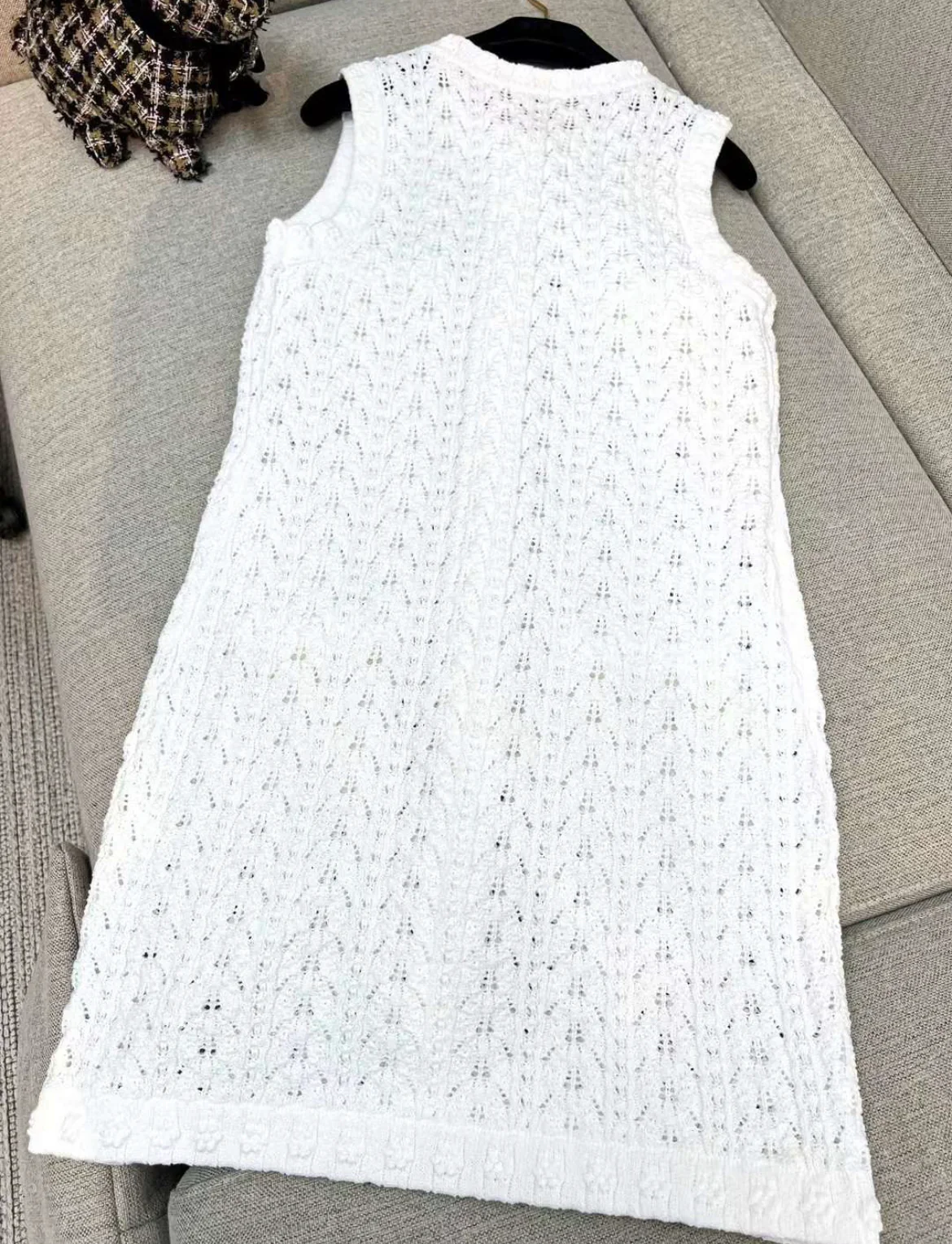 Chanel 24p white knitted dress size 36 - Image 4