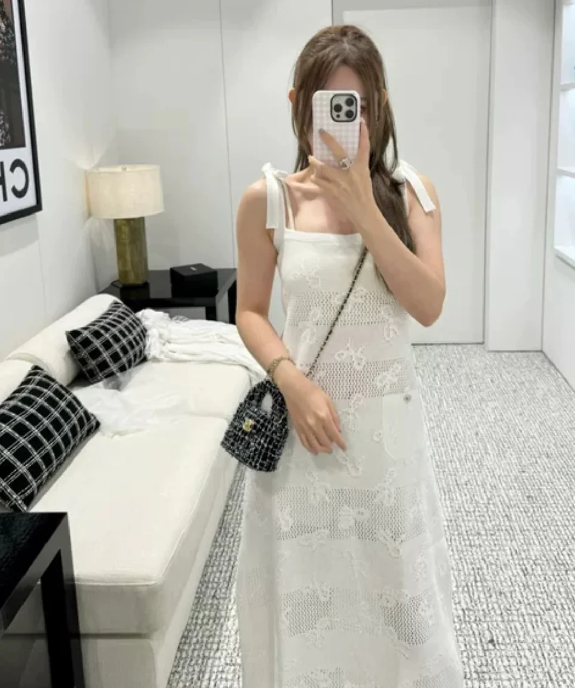 Chanel 24P White silk Knit Dress - Image 2