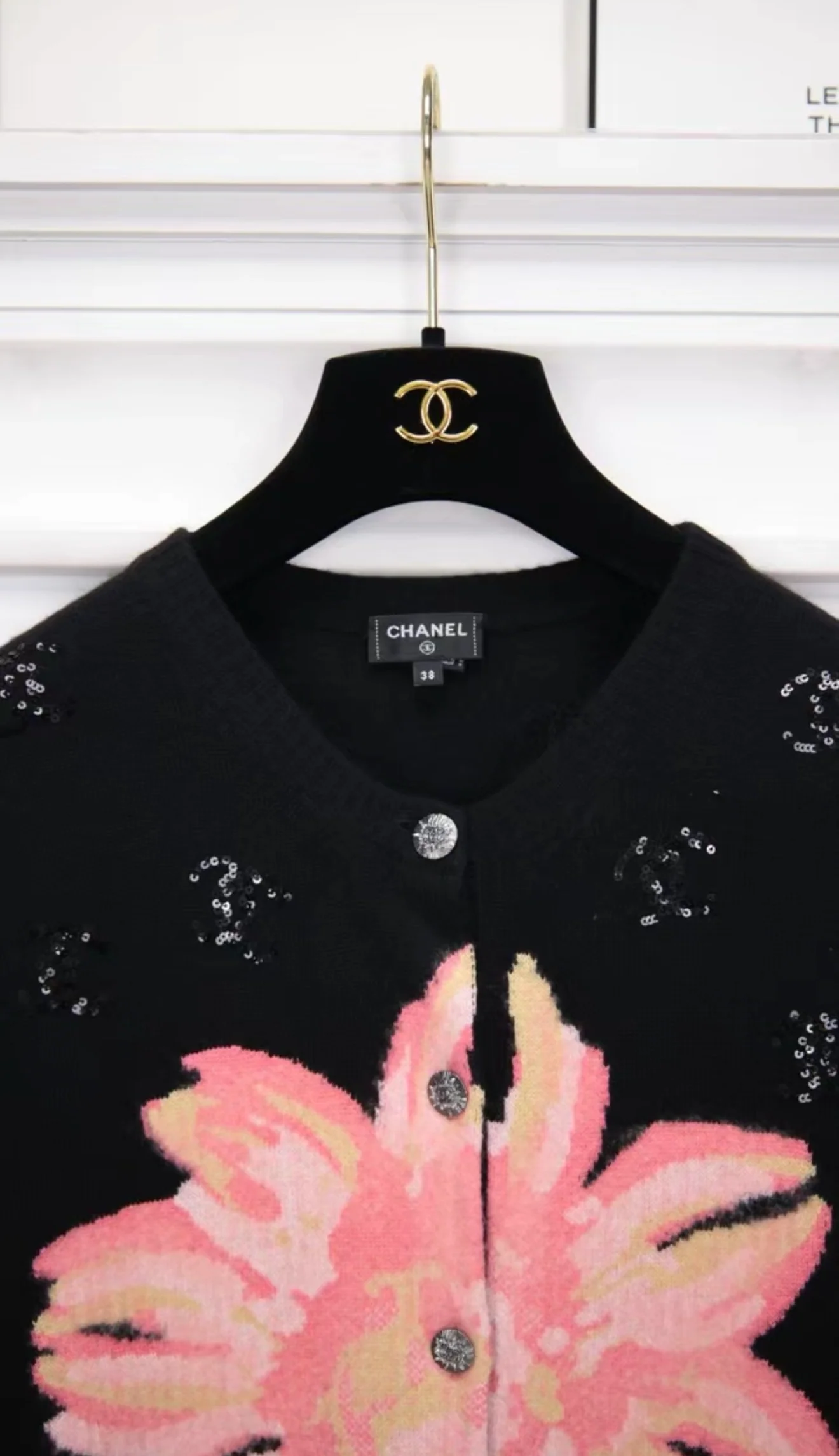 Chanel 24S Camellia Sequin CC Knit Cardigan - Image 2